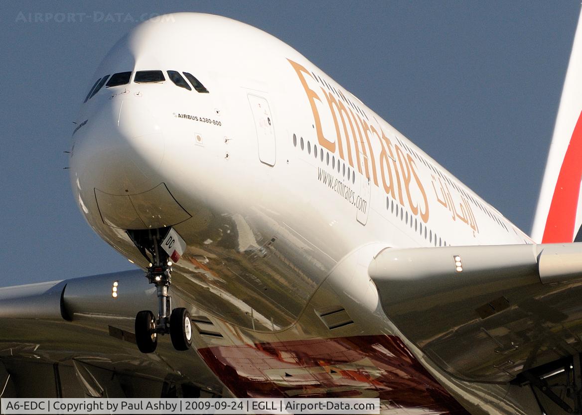 A6-EDC, 2008 Airbus A380-861 C/N 016, AIRBUS A380-800