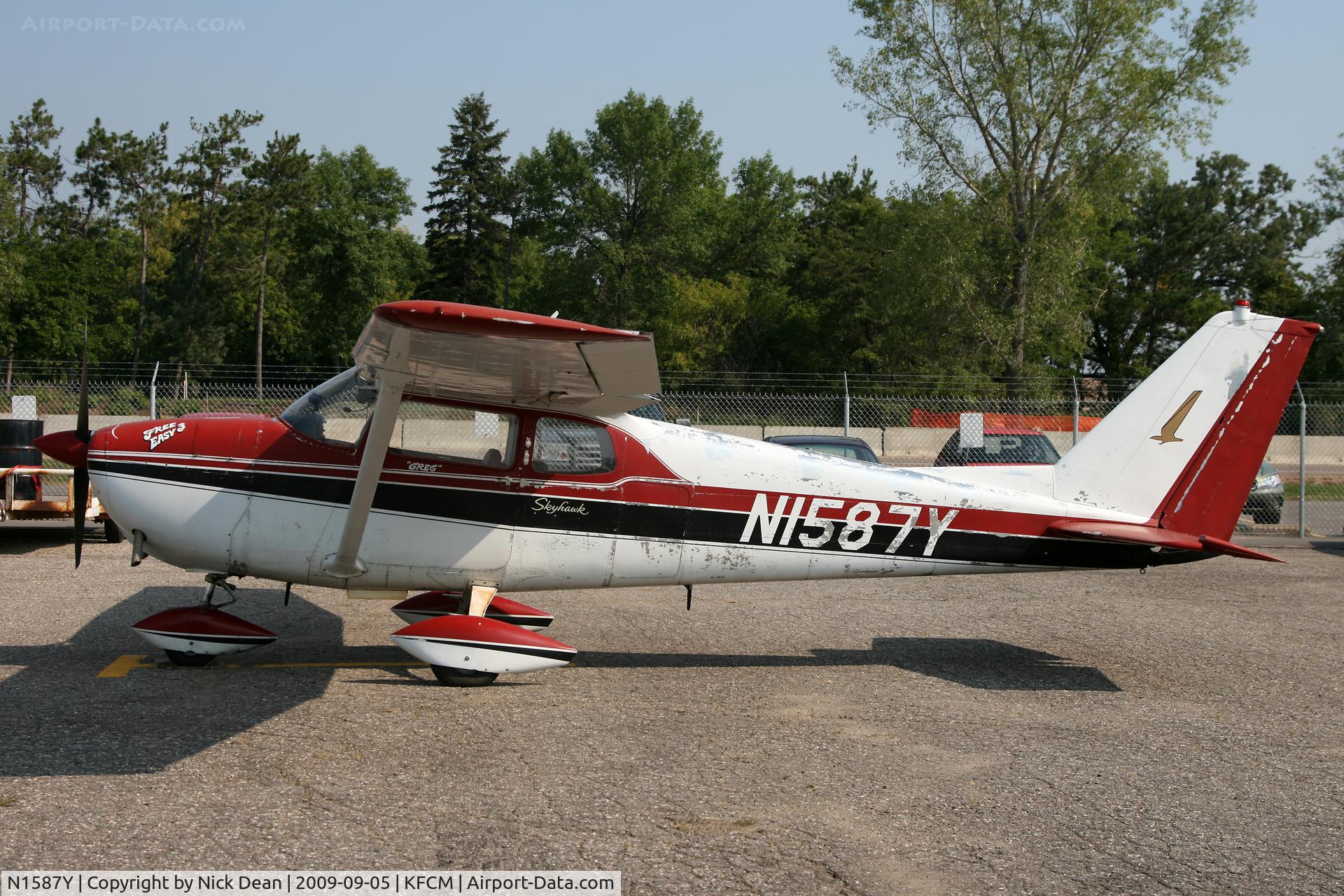N1587Y, 1962 Cessna 172C C/N 17249287, KFCM