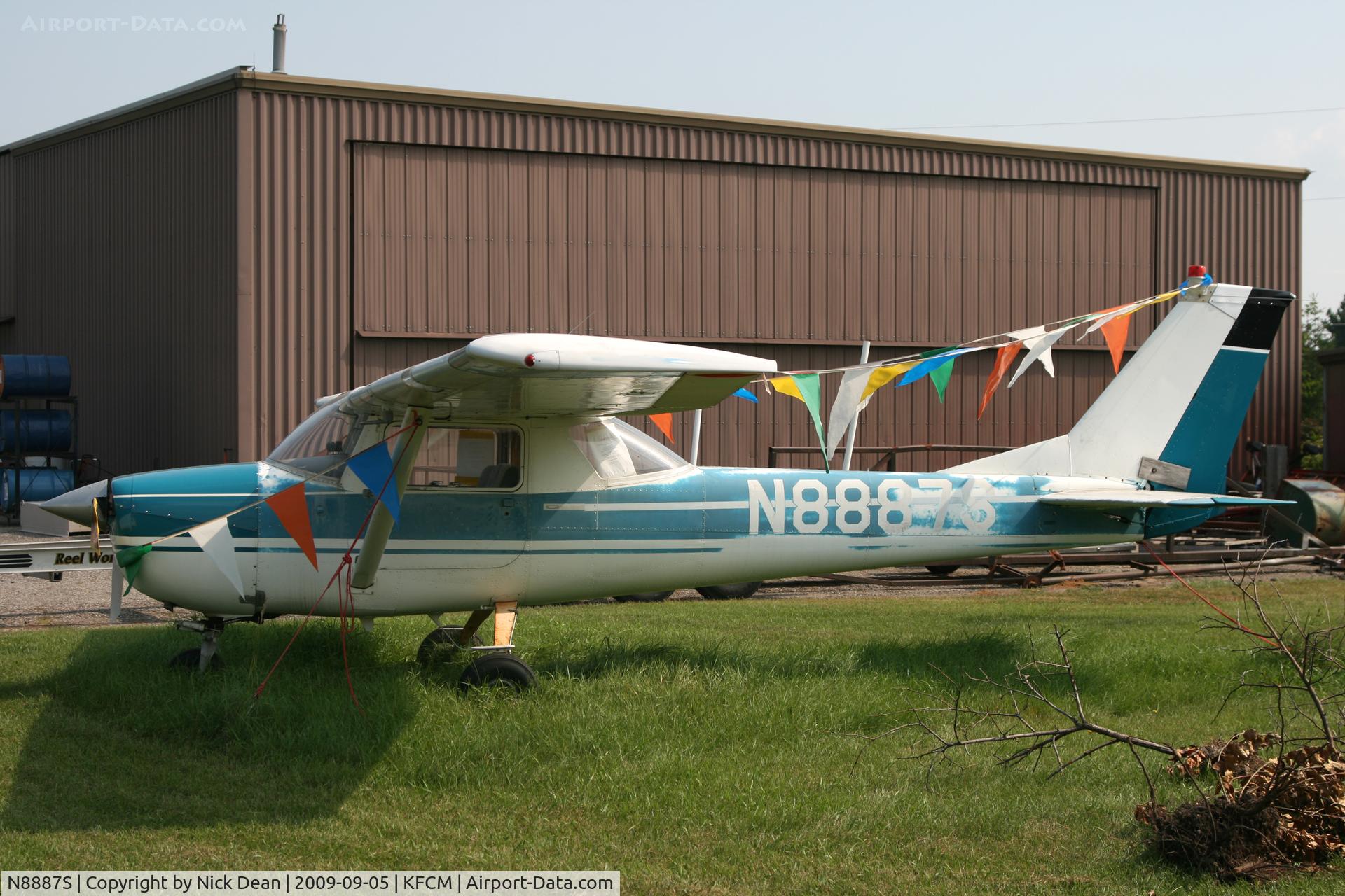 N8887S, 1965 Cessna 150F C/N 15062187, KFCM
