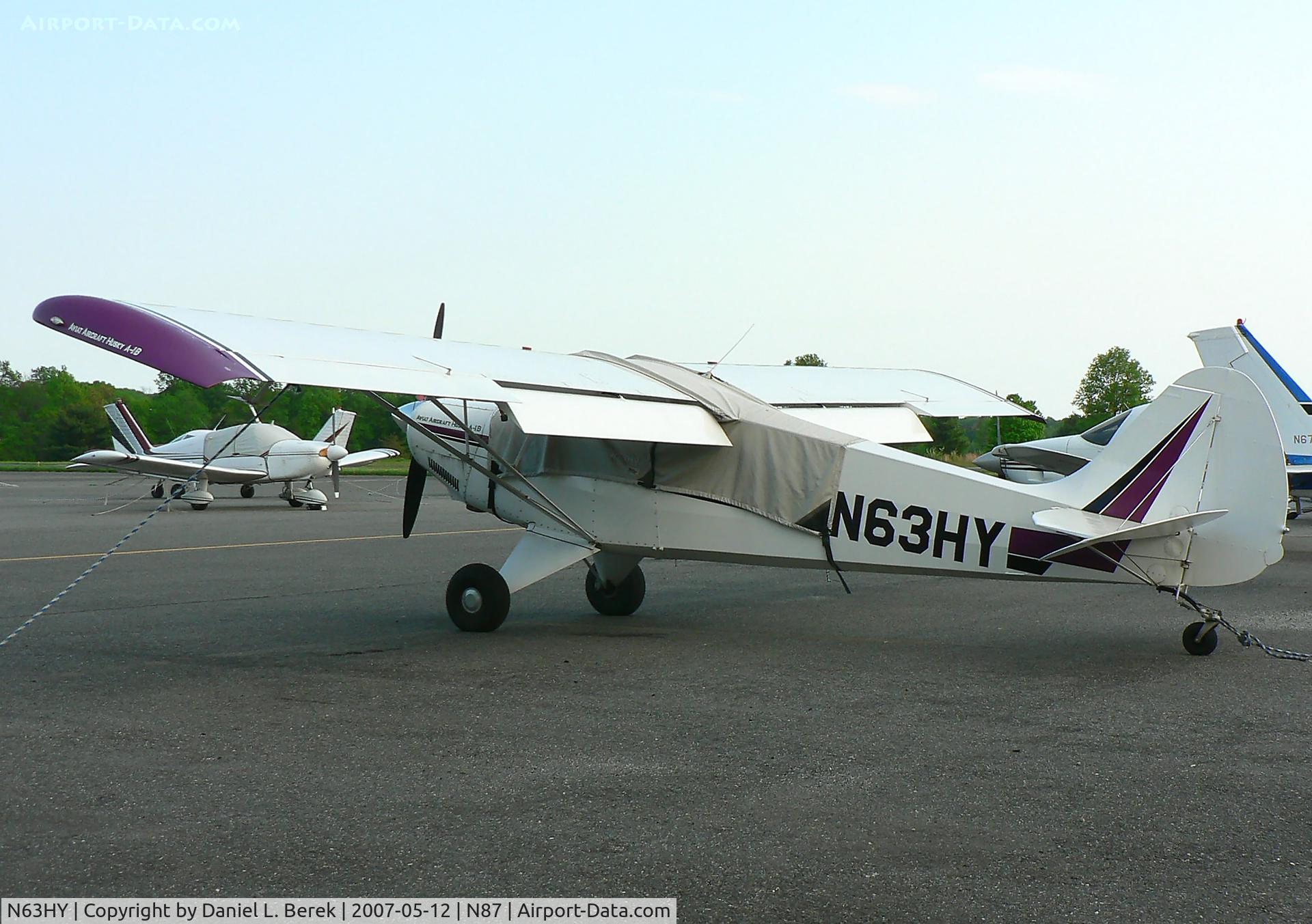 N63HY, 2001 Aviat A-1B Husky C/N 2173, This is the first Aviat I have seen that is not Piper Cub yellow.  Nice plane.