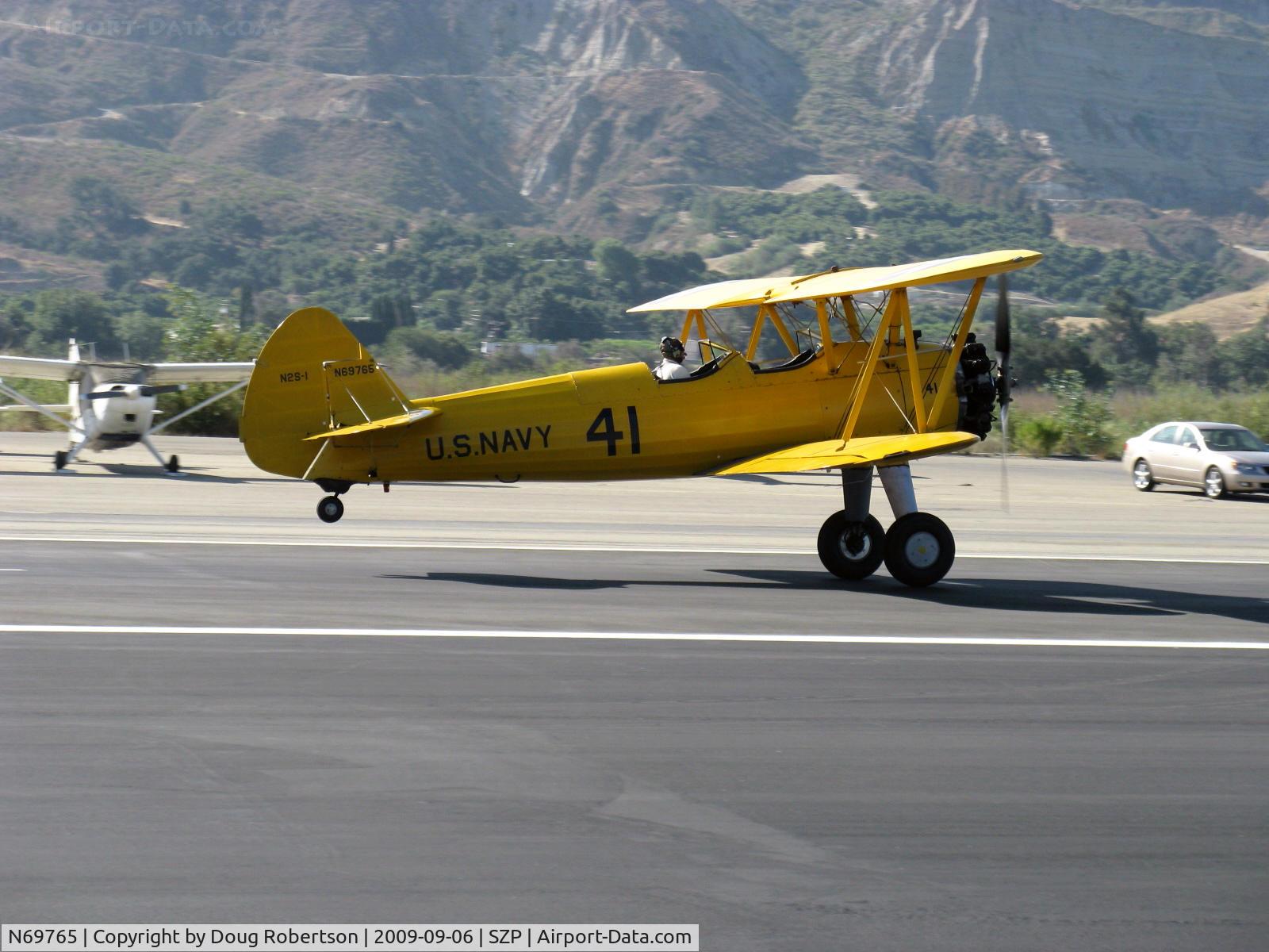 N69765, 1941 Boeing A75N1 (PT17) C/N 75-1044, 1941 Boeing Stearman A74N1 (PT-17 KAYDET) as Navy  N2S-1, Continental W-670 220 Hp, landing roll Rwy 22