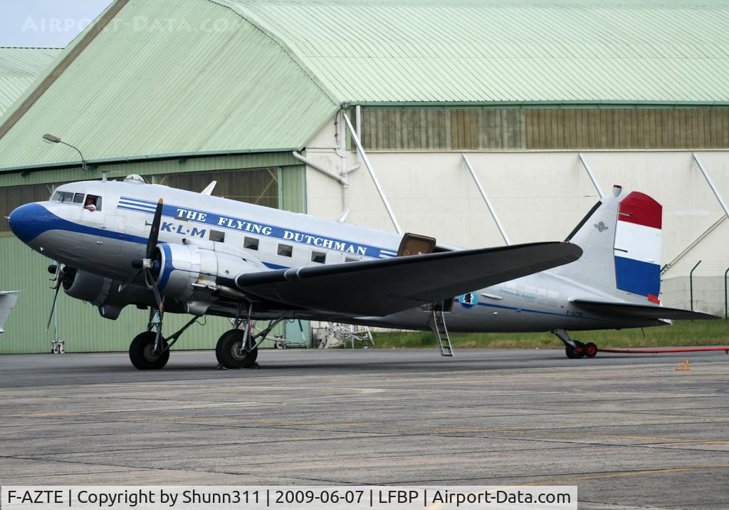 F-AZTE, 1943 Douglas C-47A-1-DL  Skytrain C/N 9172, Used during Aviation Centennial Airshow 2009 @ PUF