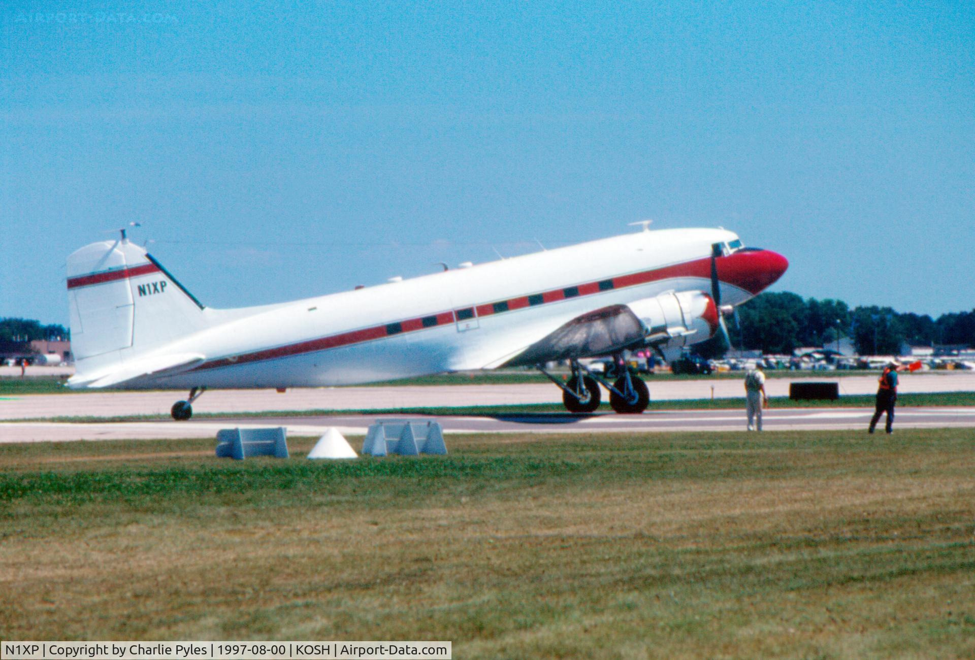 N1XP, 1942 Douglas DC3C-S1C3G (C-47) C/N 4733, Life before Duggy