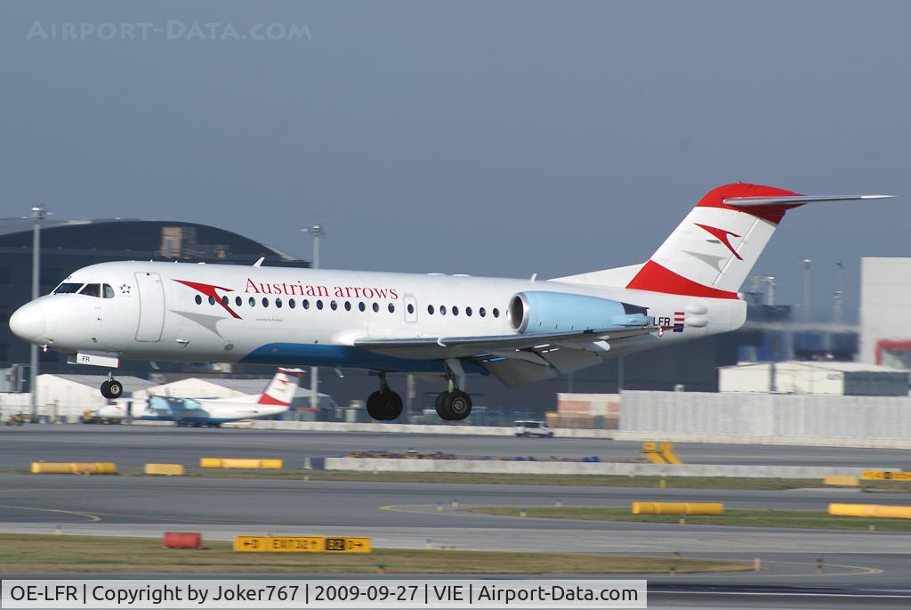 OE-LFR, 1996 Fokker 70 (F-28-0070) C/N 11572, Austrian arrows Fokker F-70