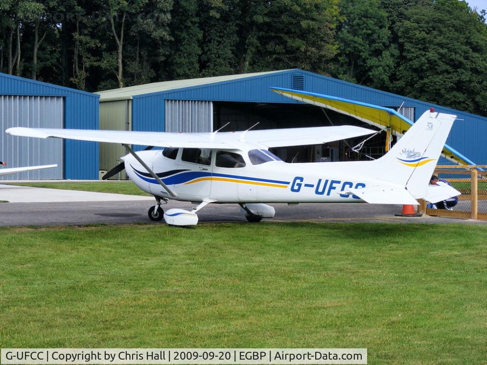 G-UFCC, 2000 Cessna 172S C/N 172S8611, Skypix Aviation Ltd