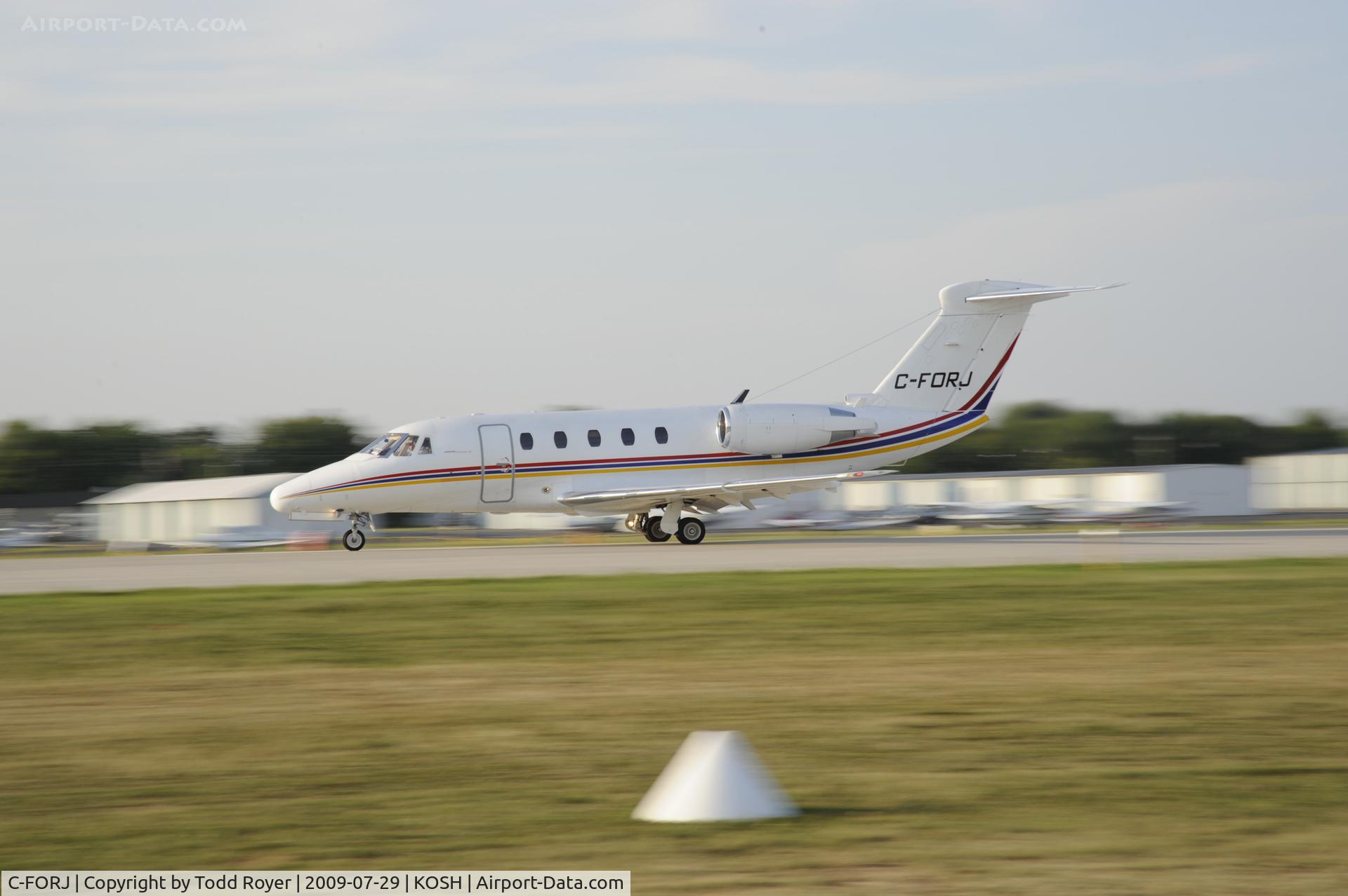 C-FORJ, 1986 Cessna 650 Citation III C/N 650-0104, Departing OSH on 27