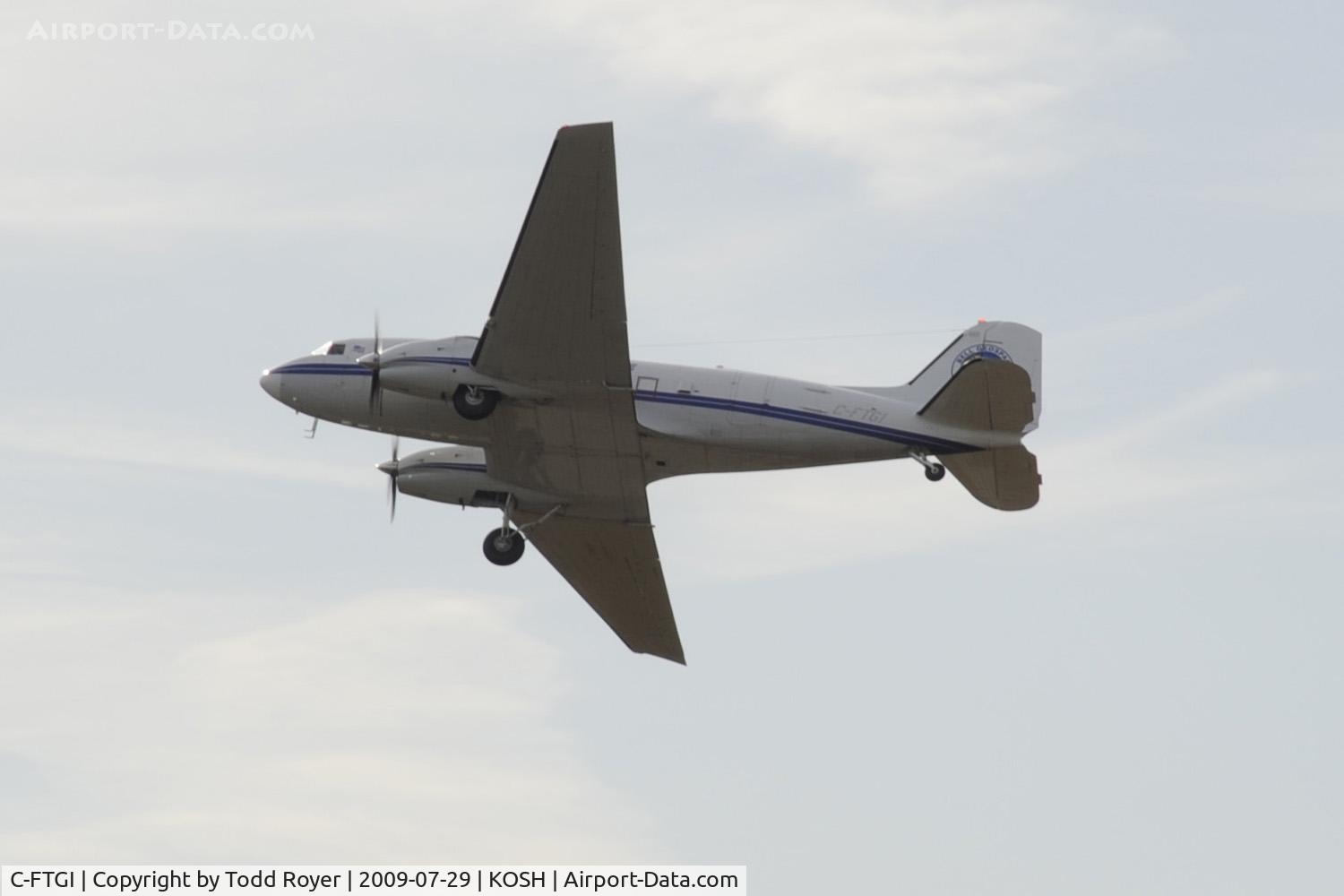 C-FTGI, 1944 Basler BT-67 C/N 26268, Departing OSH on 36