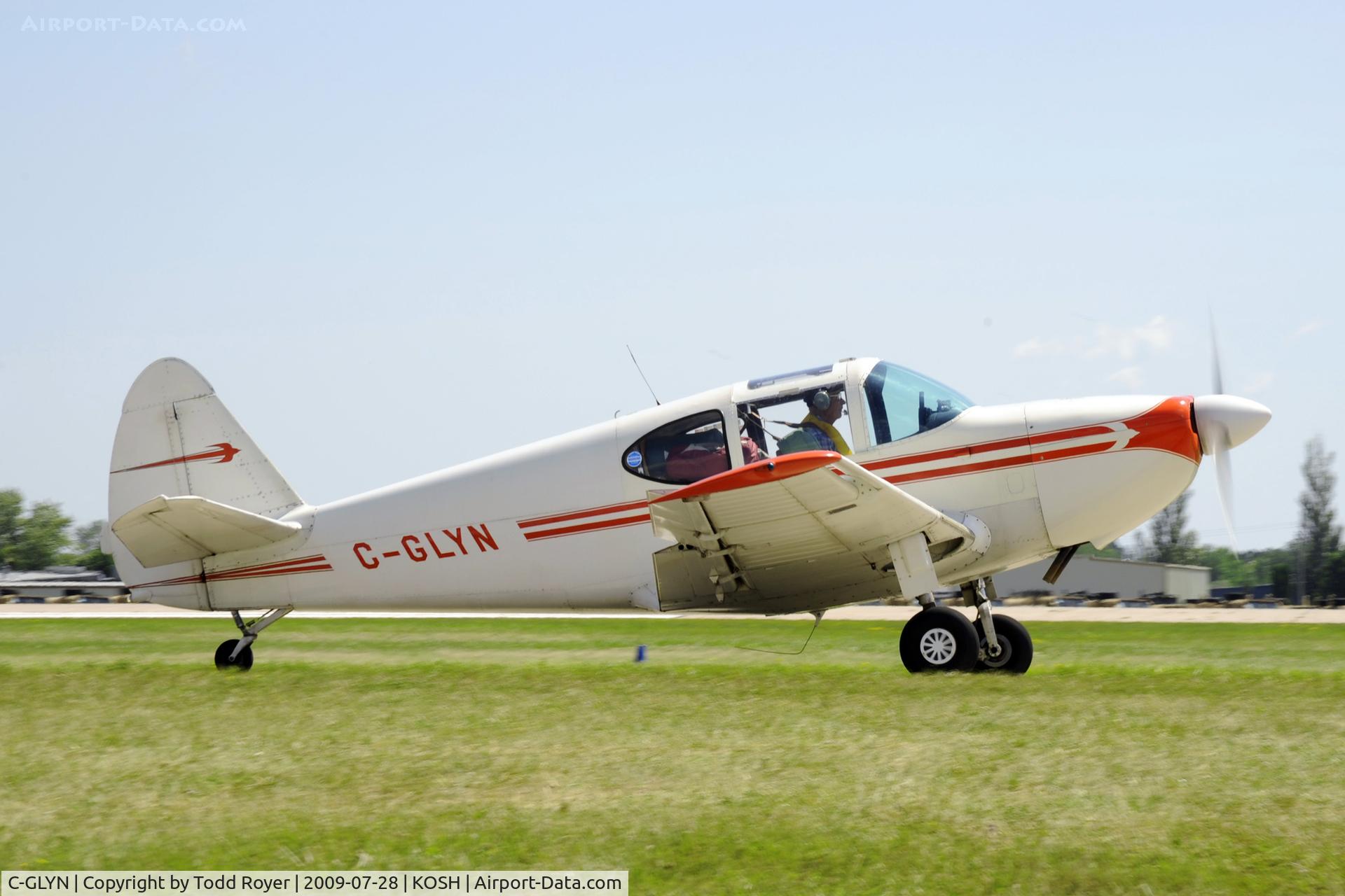 C-GLYN, 1948 Globe GC-1B Swift C/N 3590, Taxi to parking