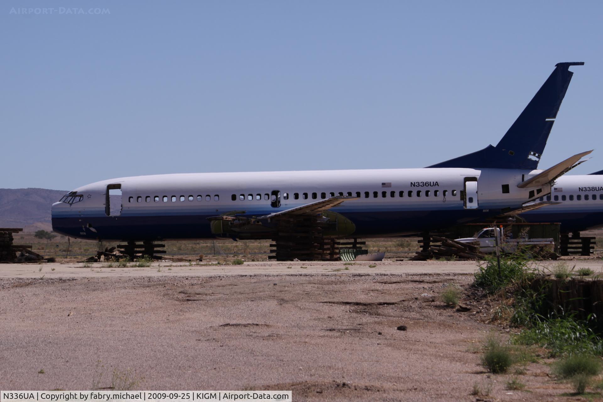 N336UA, 1988 Boeing 737-322 C/N 24240, Soon to disappear of this cruel world.