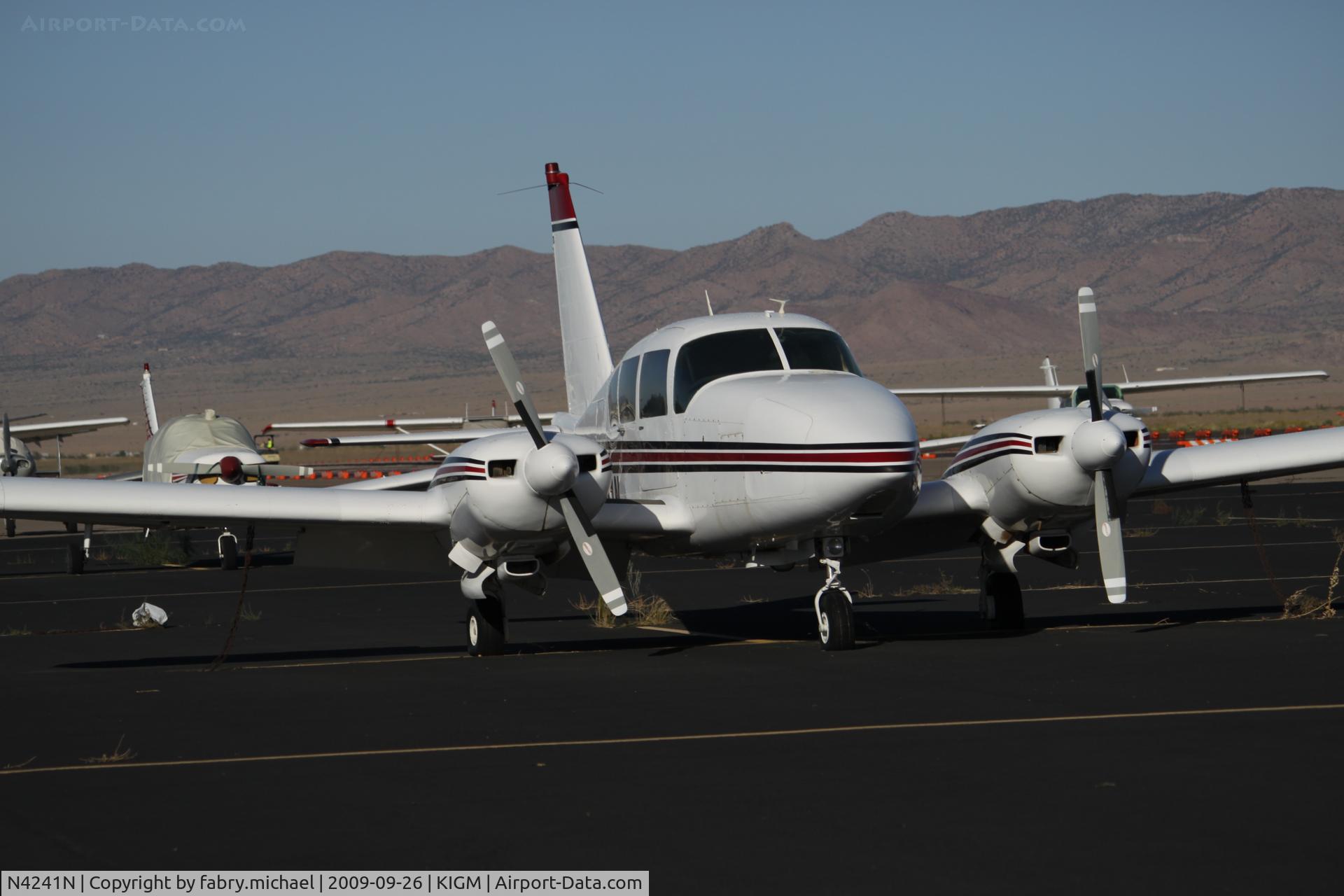 N4241N, Piper PA-E23-250 C/N 27-3489, Nice Aztec