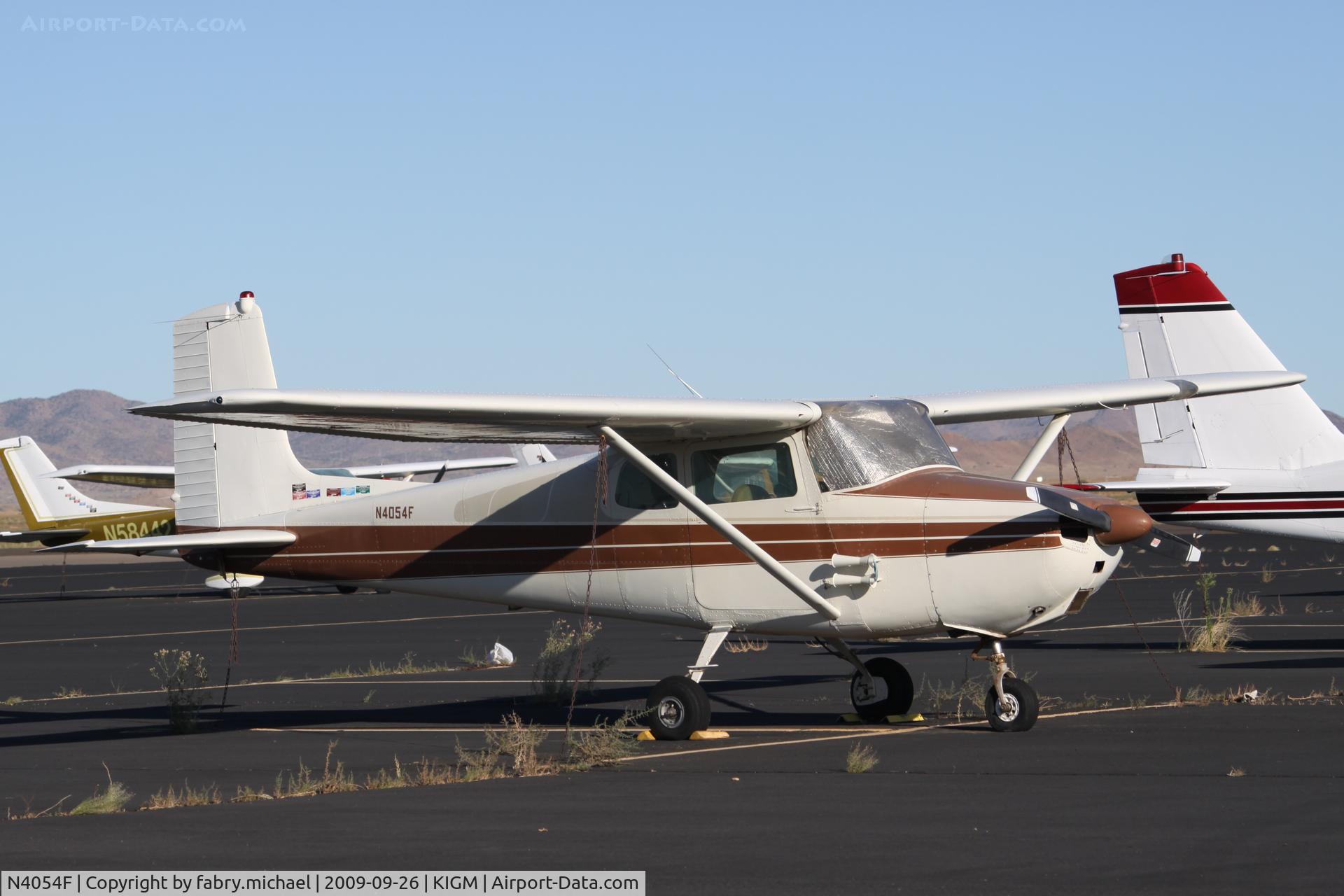 N4054F, 1958 Cessna 172 C/N 36954, Great looking C172