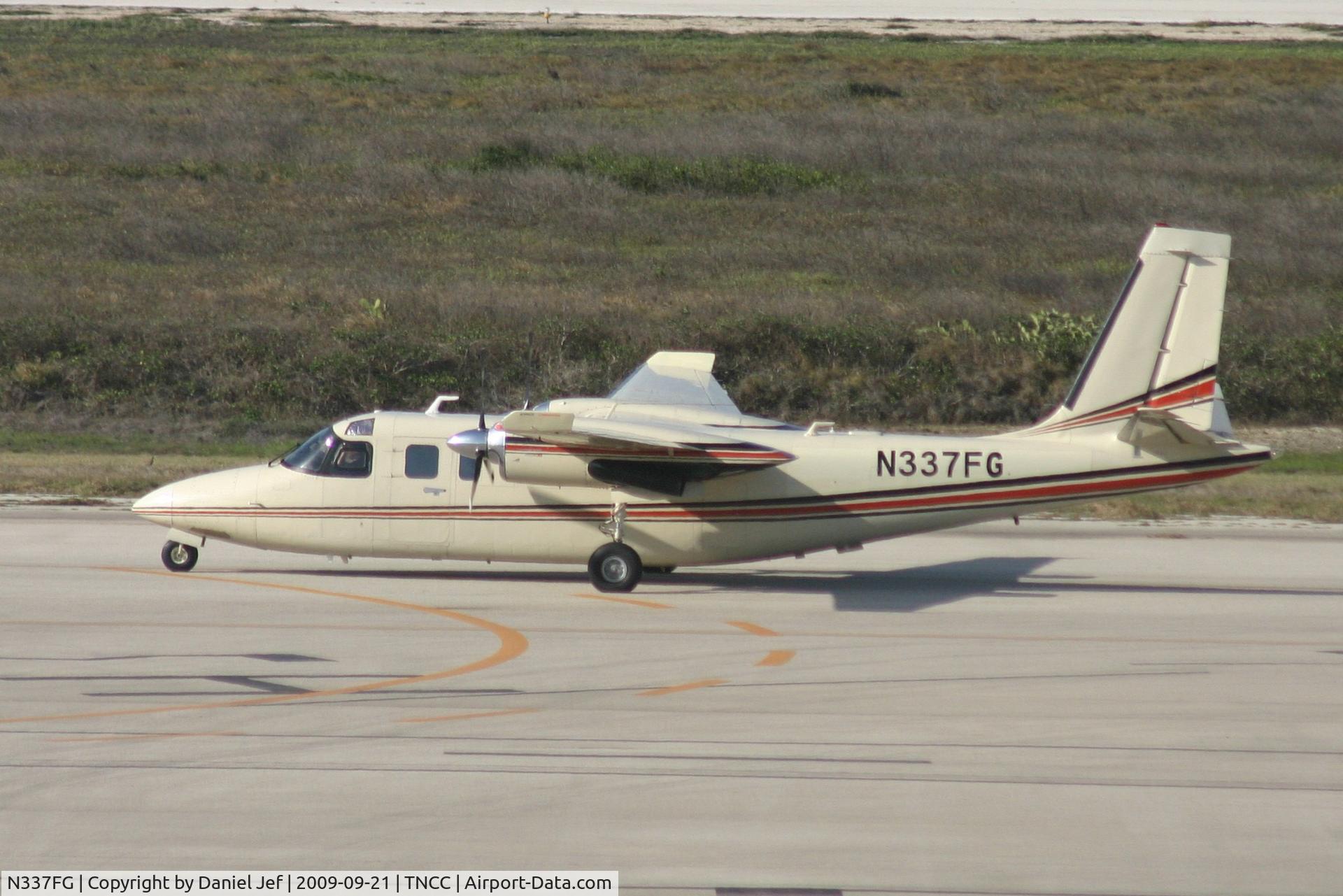 N337FG, 1970 Aero Commander 681 Hawk Commander C/N 6048, taxing to A
