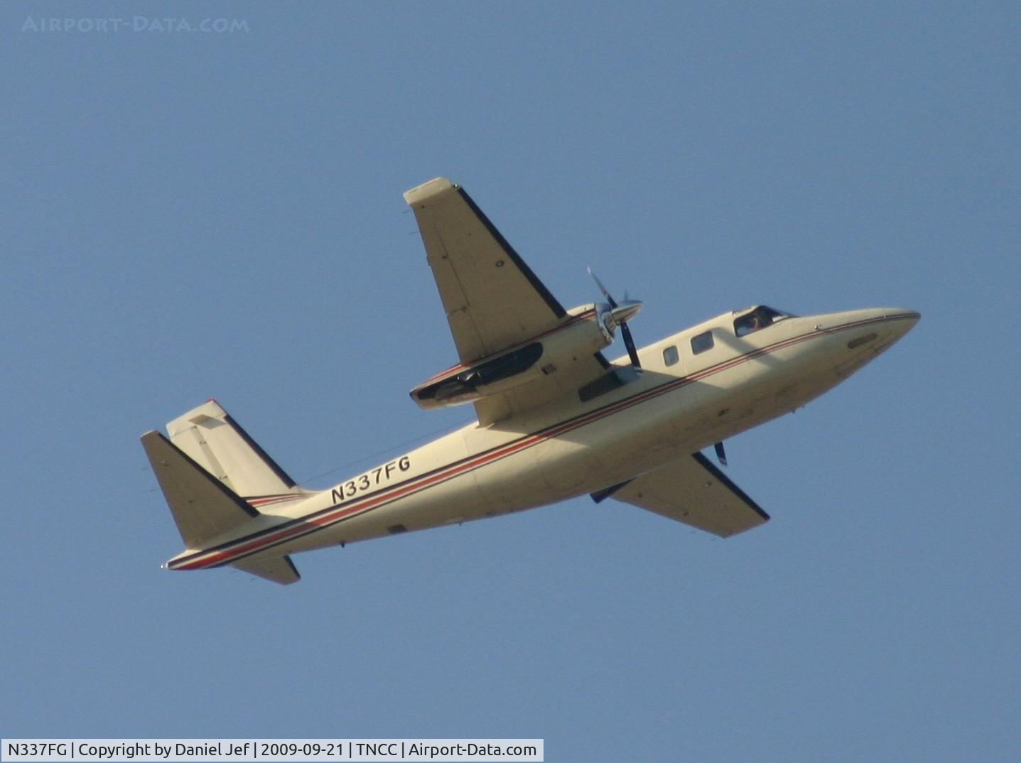 N337FG, 1970 Aero Commander 681 Hawk Commander C/N 6048, Rotating out of TNCC