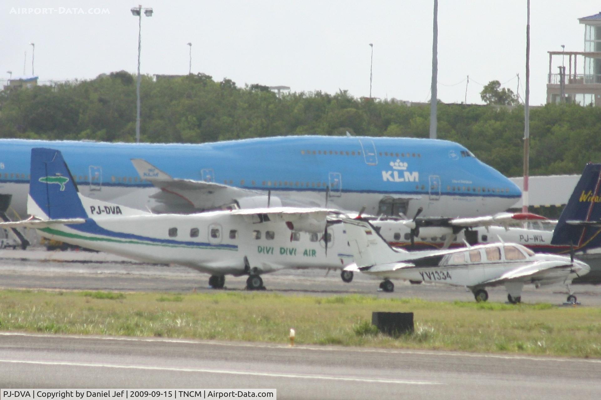 PJ-DVA, 1986 Dornier 228-202 C/N 8100, a Next visitor to our island never been seen befor