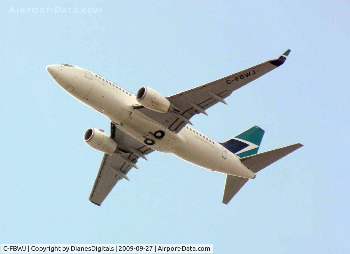 C-FBWJ, 2005 Boeing 737-7CT C/N 32767, Vaughan ON