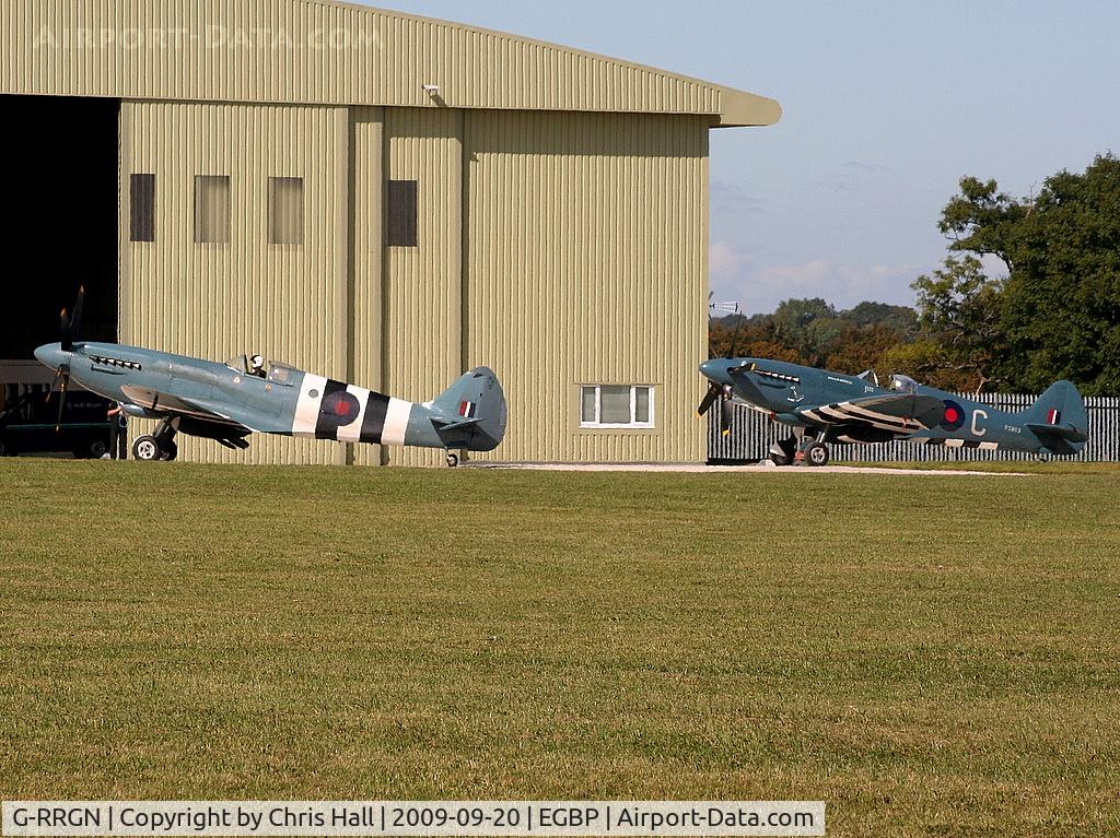 G-RRGN, 1945 Supermarine 389 Spitfire PR.XIX C/N 6S/594677, with PM631 of the BBMF