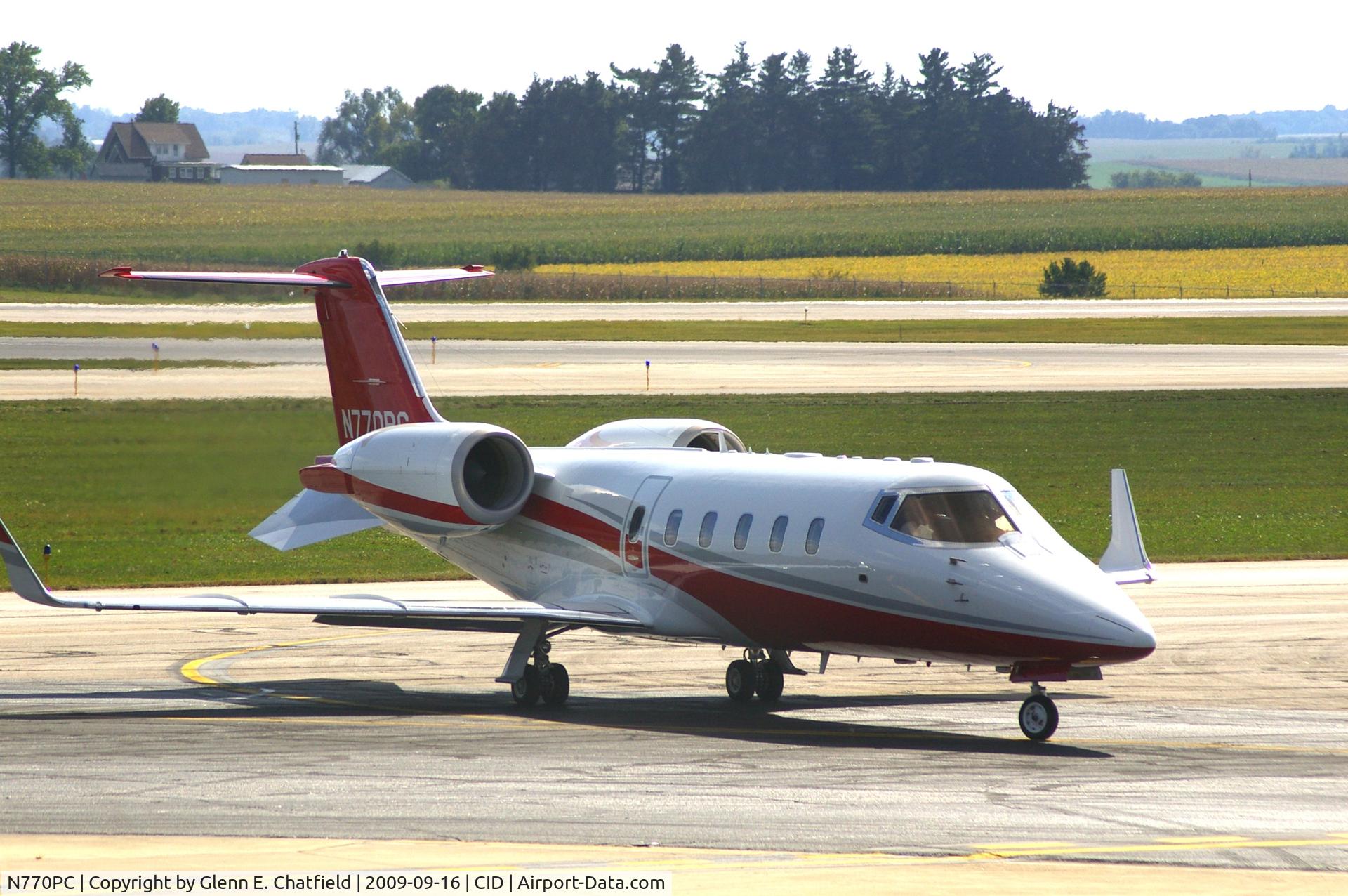 N770PC, 2007 Learjet 60 C/N 318, Taxiing to Landmark FBO, after landing runway 27