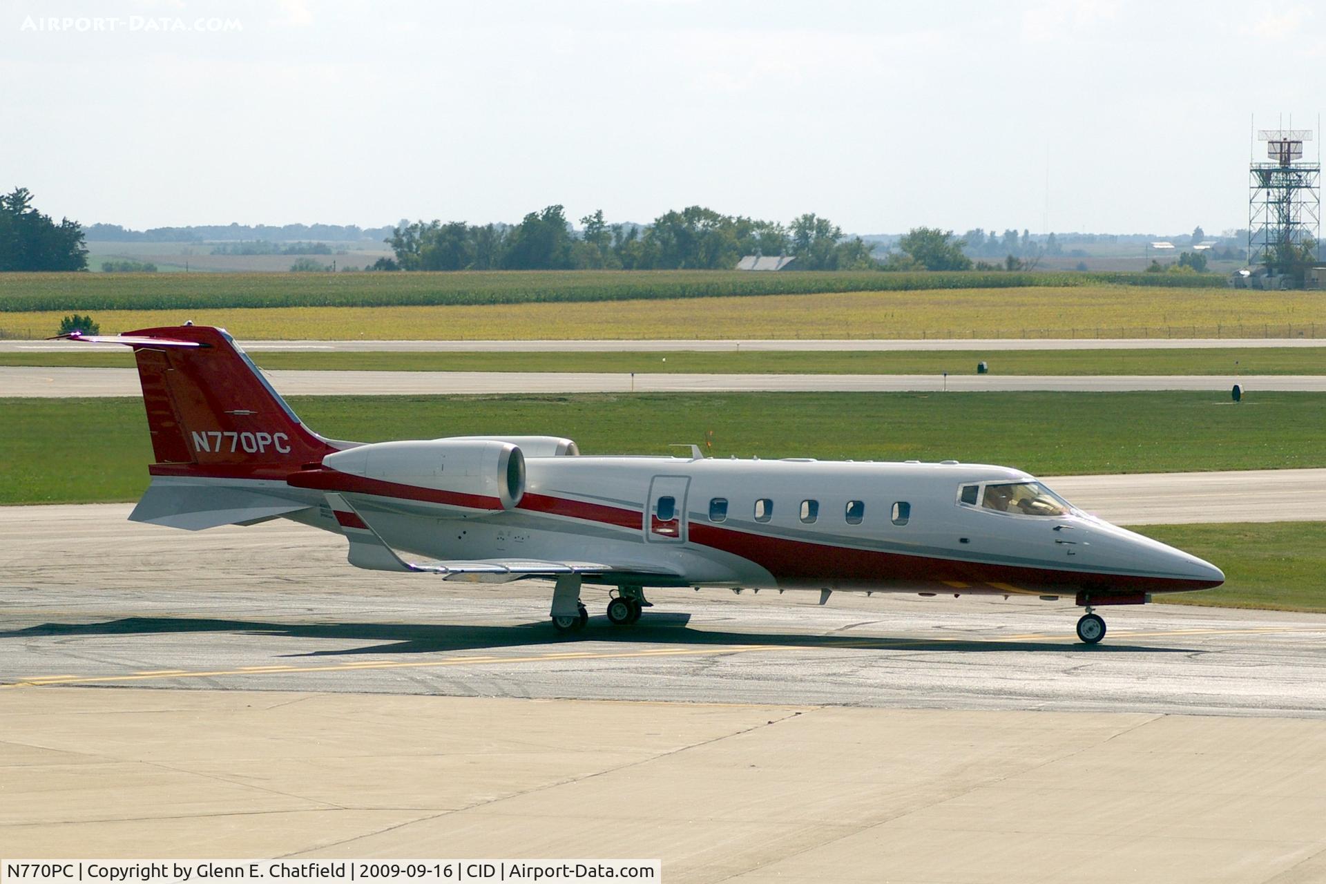 N770PC, 2007 Learjet 60 C/N 318, Taxiing to Landmark FBO, after landing runway 27