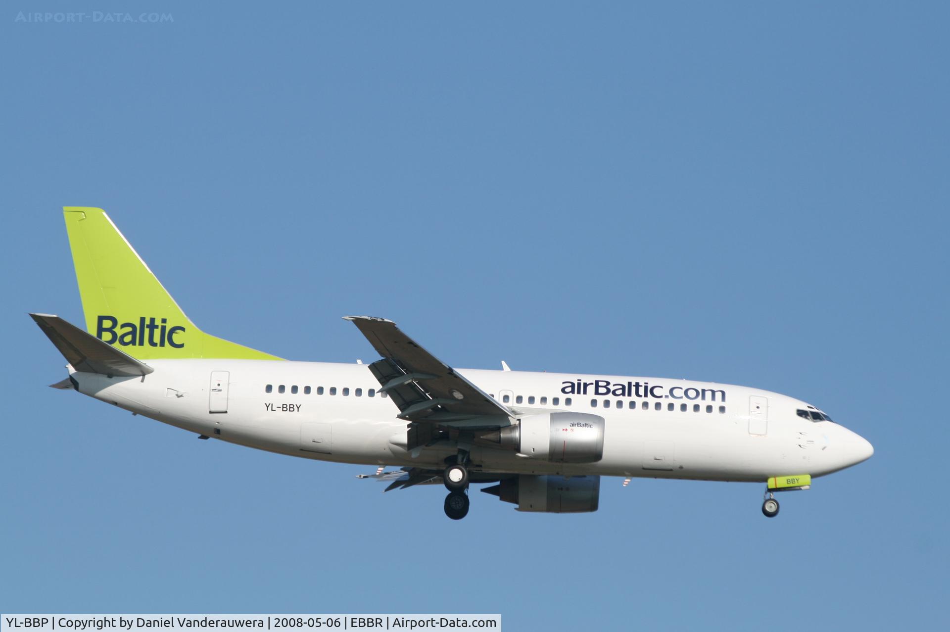 YL-BBP, 1992 Boeing 737-522 C/N 26688, flight BT605 is descending to rwy 02