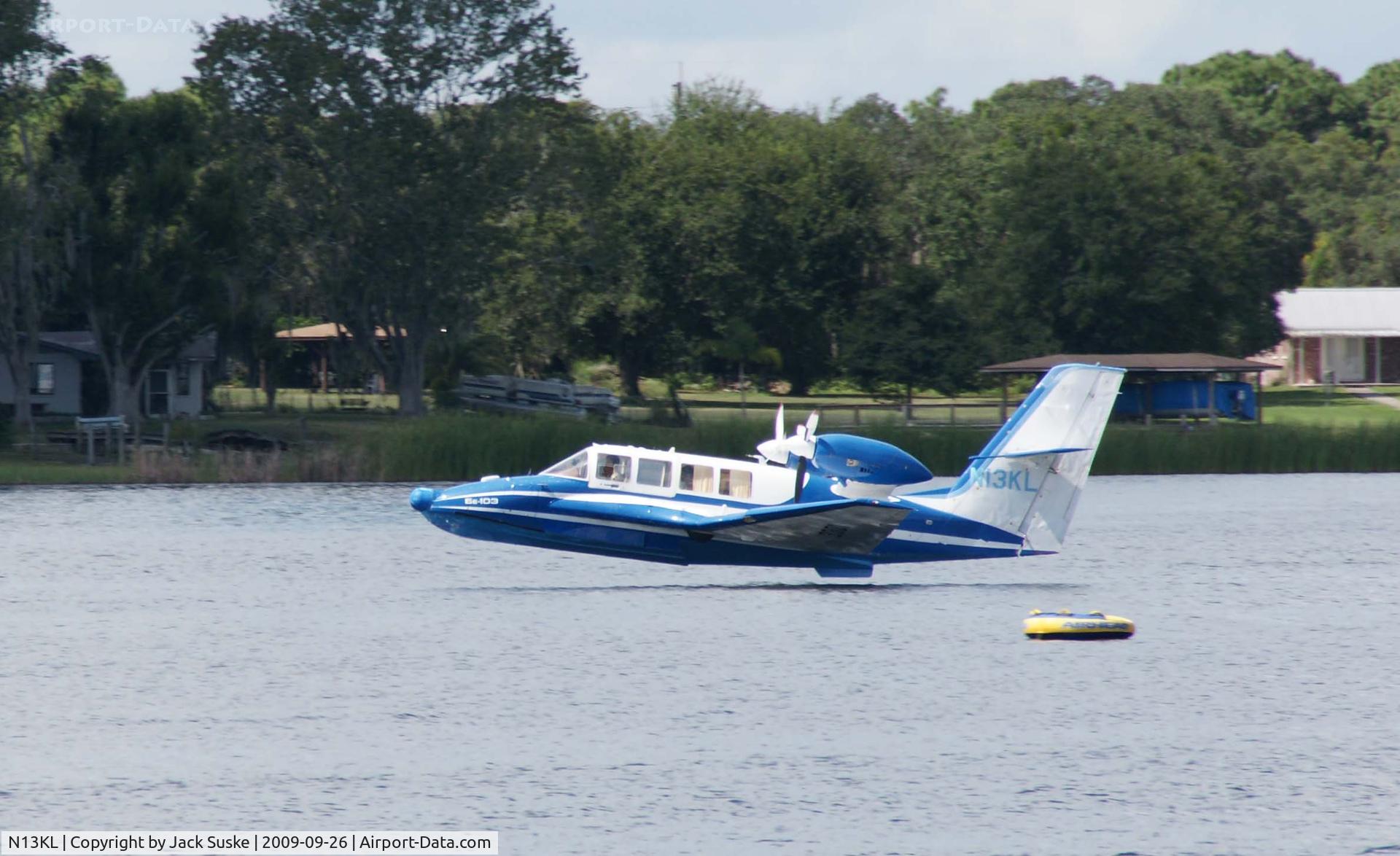 N13KL, 2003 Beriev Be-103 C/N 3301, Landing Lake Agnes Florida