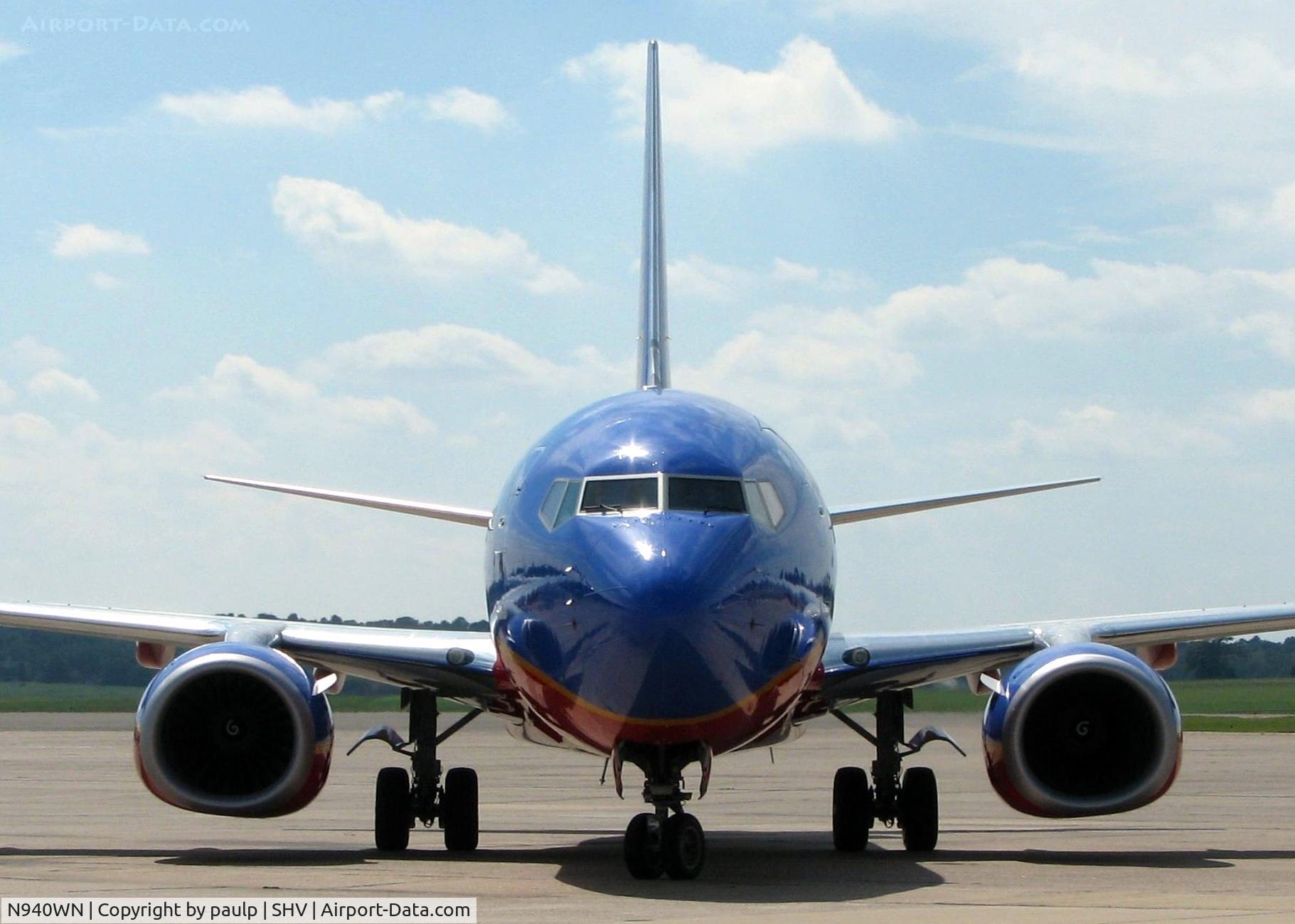 N940WN, 2009 Boeing 737-7H4 C/N 36900, At Shreveport Regional.