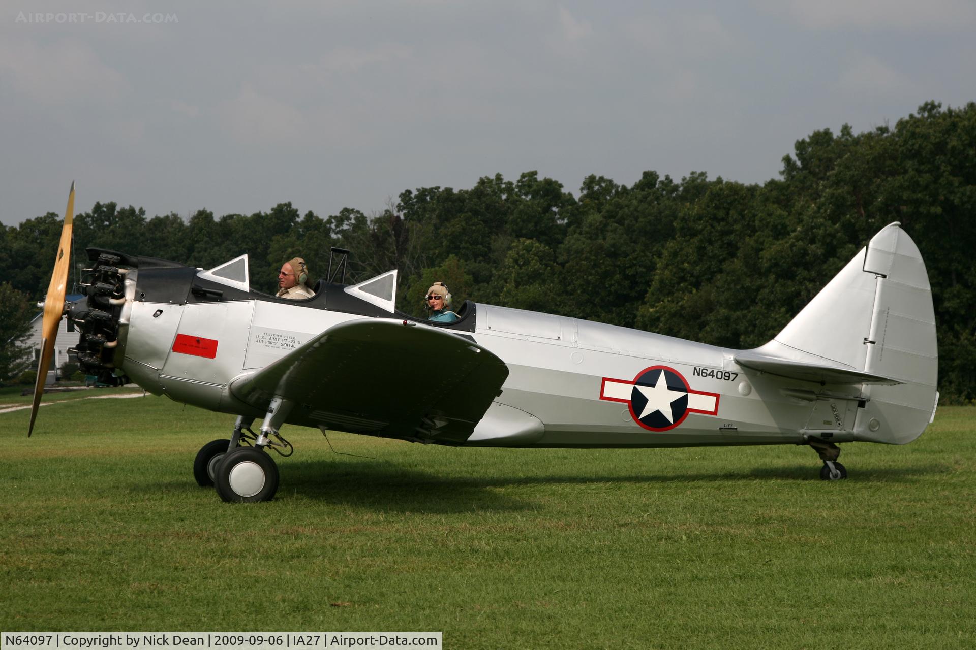 N64097, 1943 Fairchild (Howard) PT-23A Cornell (M-62C) C/N 129, IA27