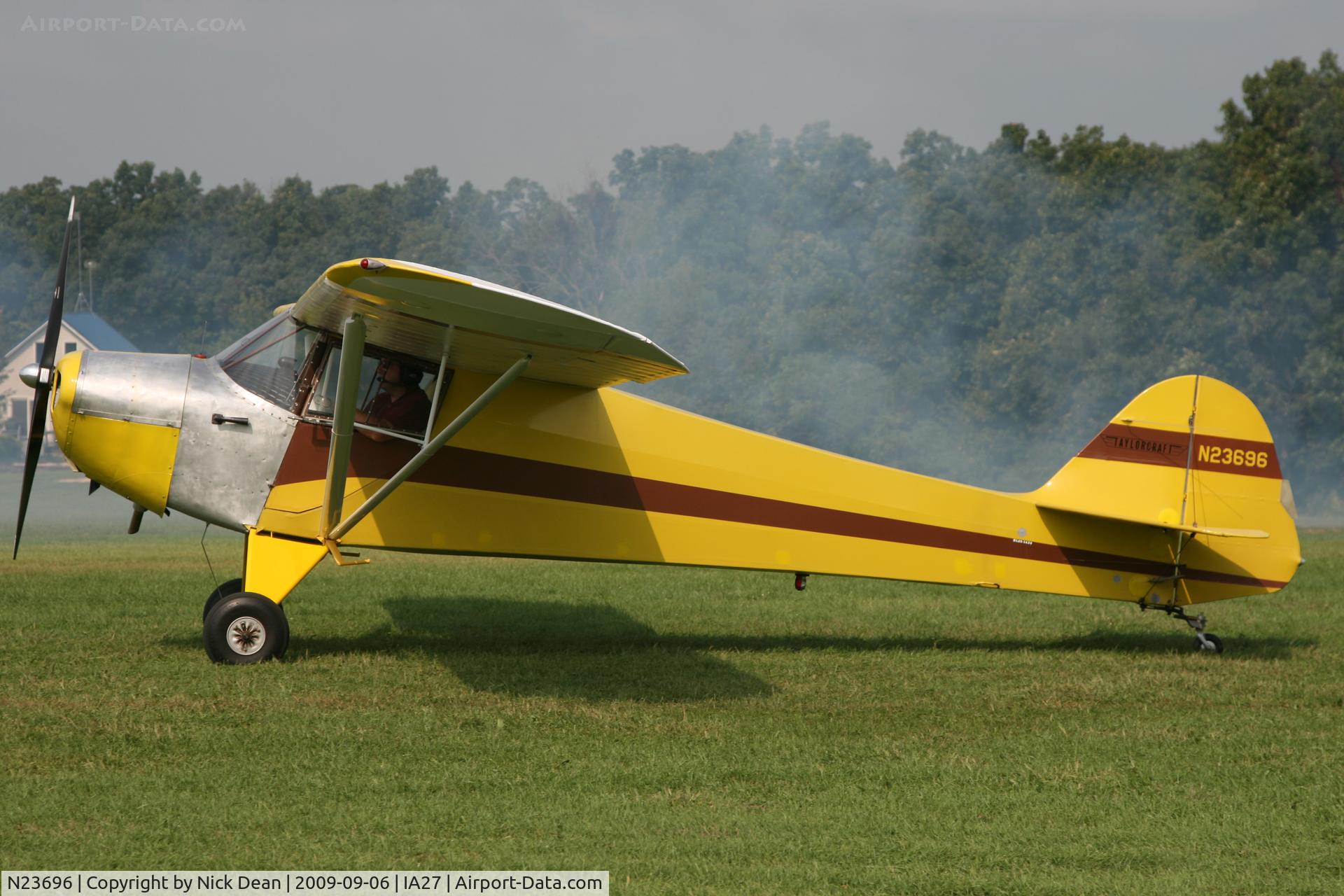 N23696, 1939 Taylorcraft BL-65 (L-2F) C/N 1430, IA27