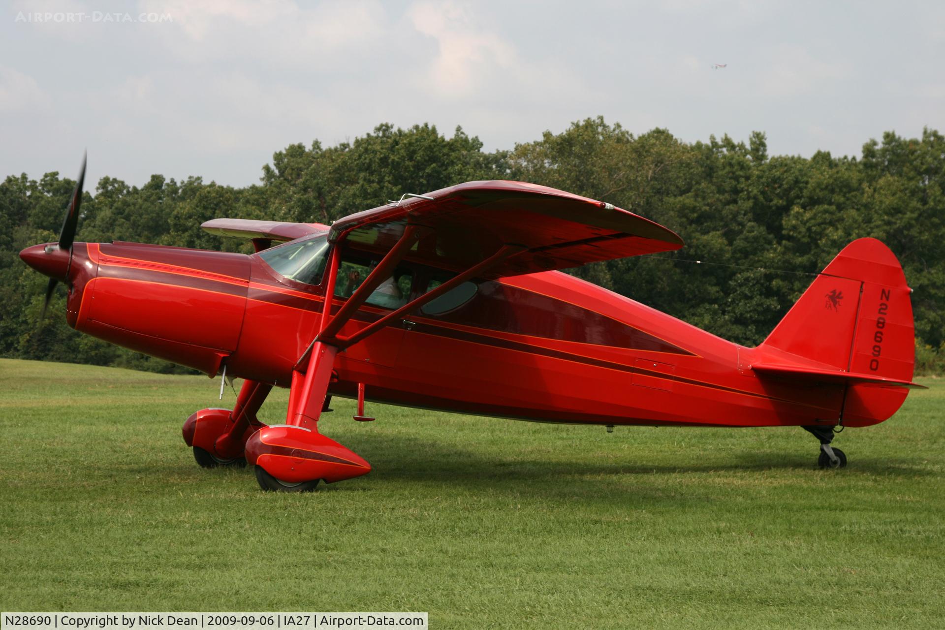 N28690, 1941 Fairchild 24W-41A C/N W41A-111, IA27