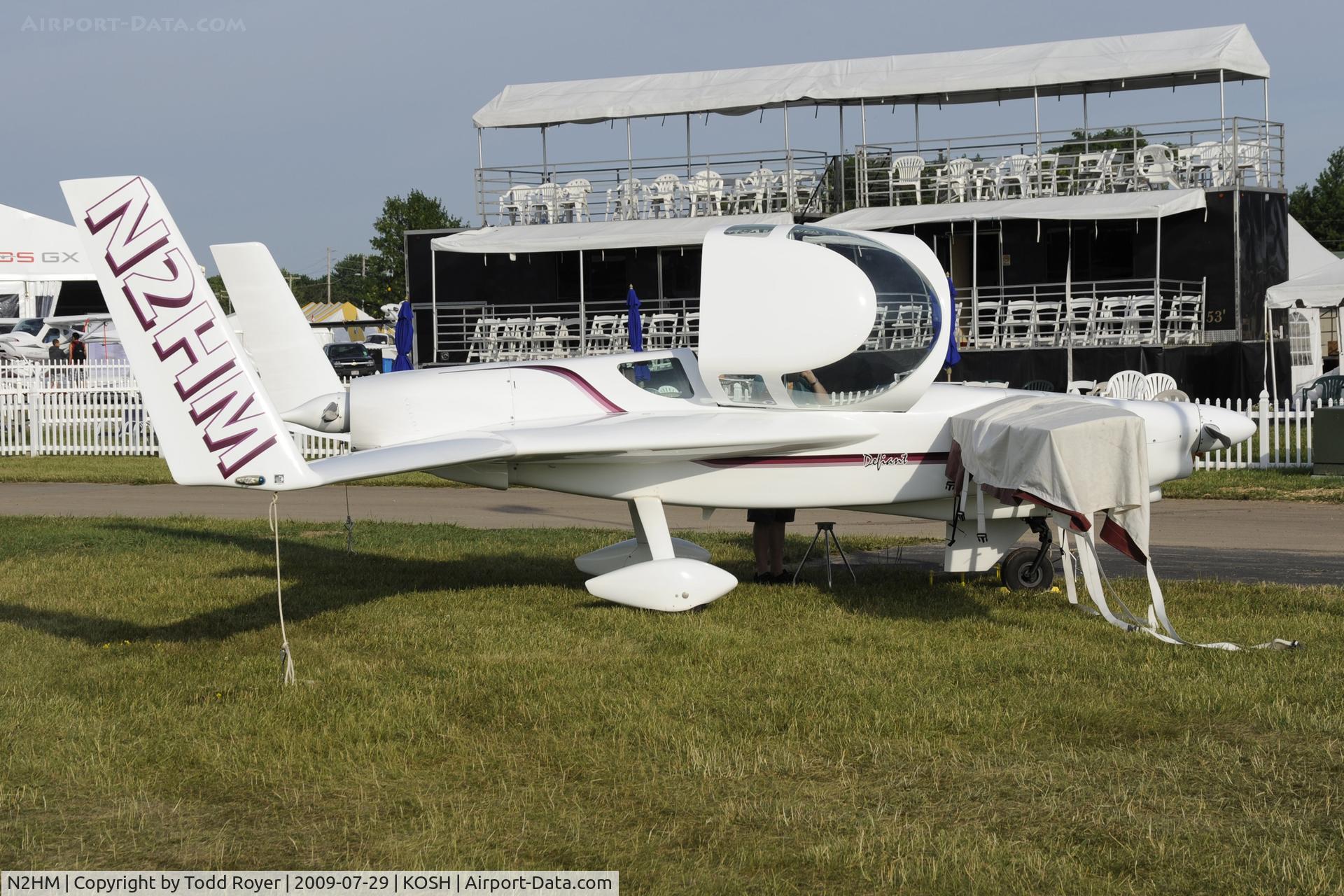 N2HM, 2000 Rutan Defiant C/N 146, Oshkosh EAA Fly-in 2009