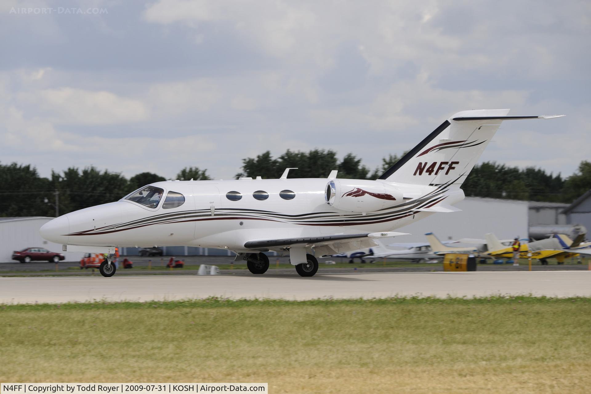 N4FF, 2007 Cessna 510 Citation Mustang Citation Mustang C/N 510-0007, Landing 27 at OSH