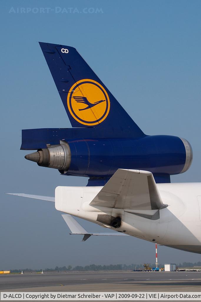 D-ALCD, 1998 McDonnell Douglas MD-11F C/N 48784, Lufthansa MD11