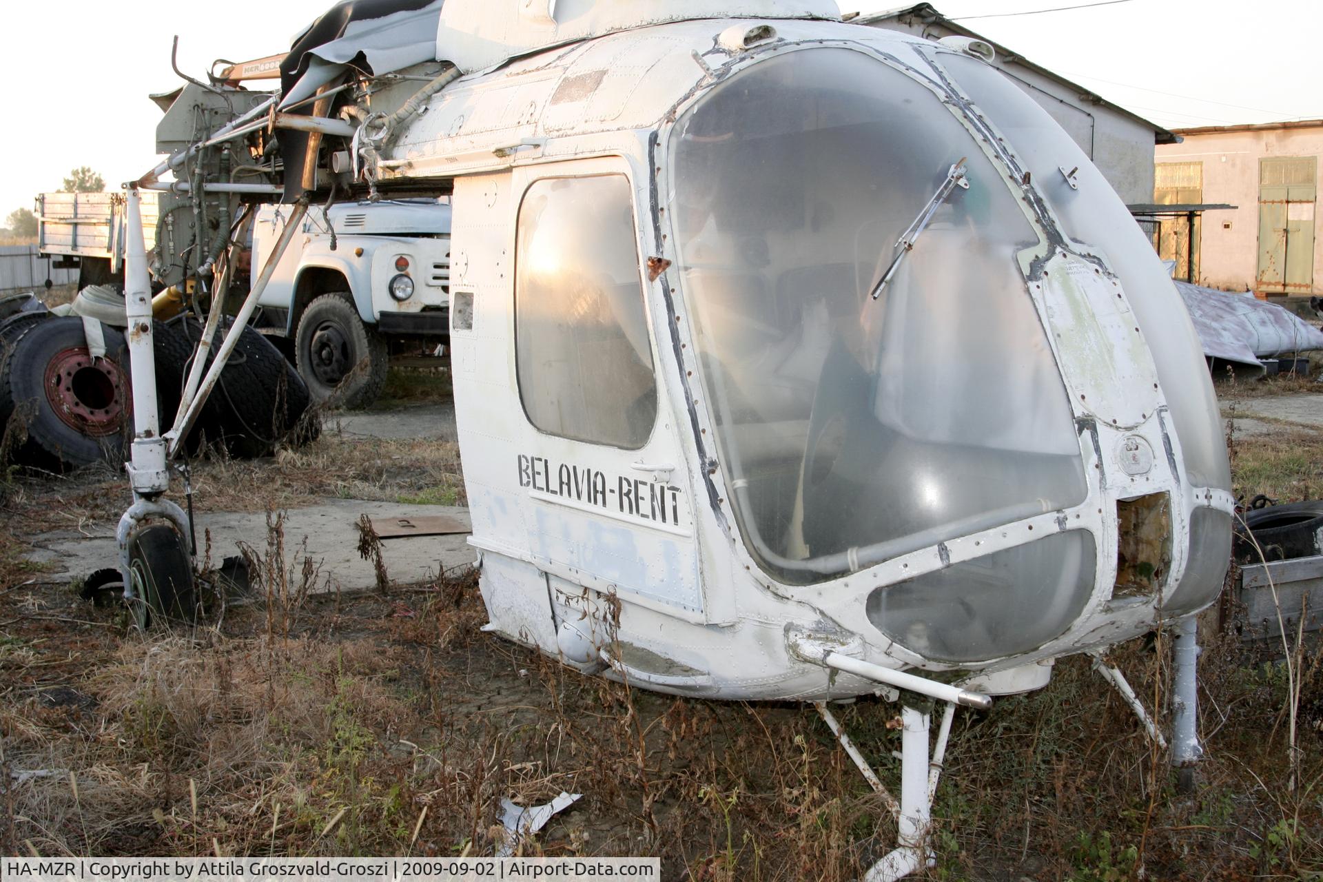 HA-MZR, 1975 Kamov Ka-26 Hoodlum C/N 7505114, Kisujszállás, agricultural depot.