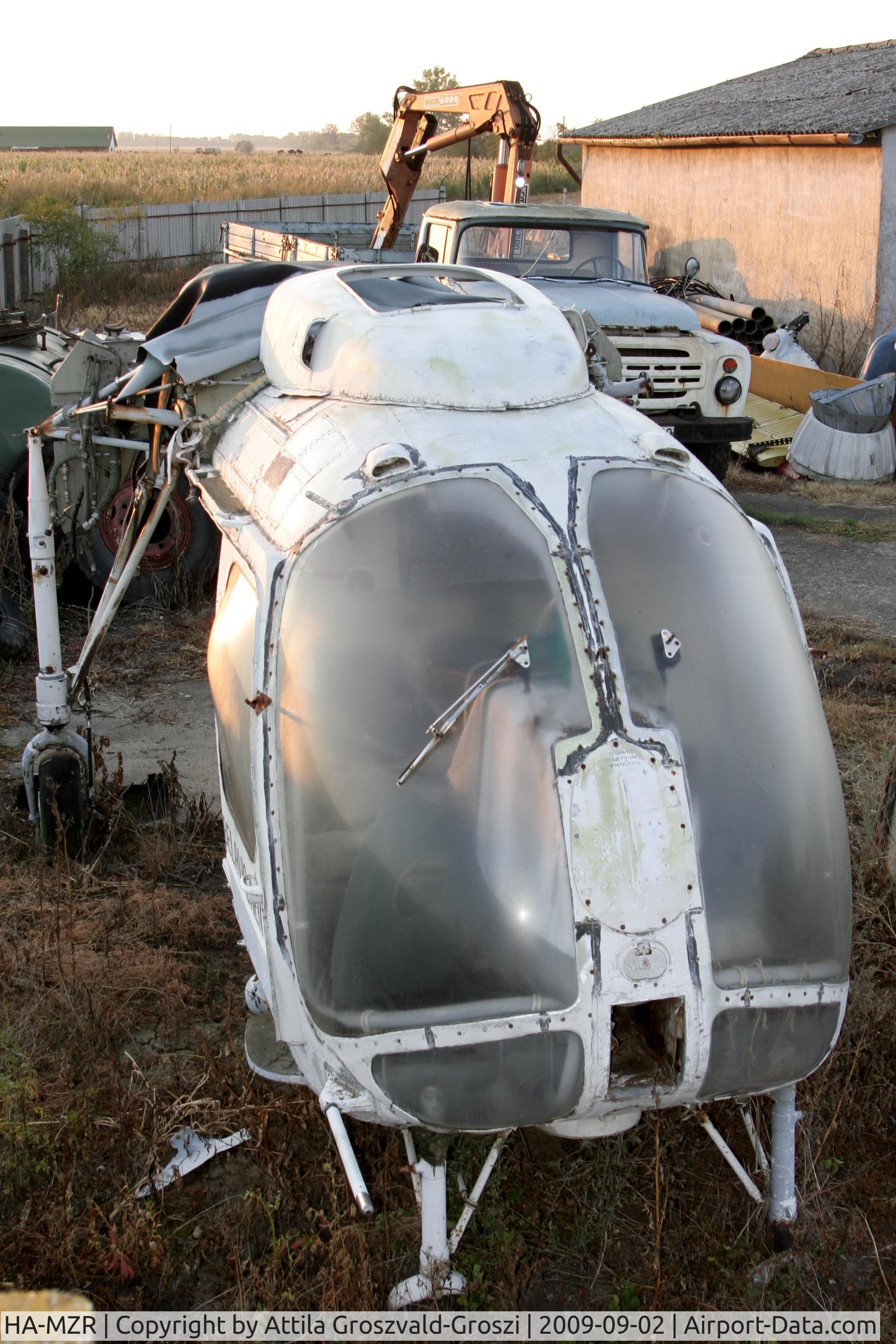 HA-MZR, 1975 Kamov Ka-26 Hoodlum C/N 7505114, Kisujszállás, agricultural depot.
