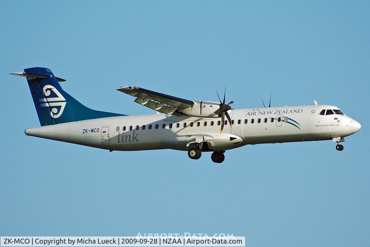 ZK-MCO, 1999 ATR 72-212A C/N 628, At Auckland