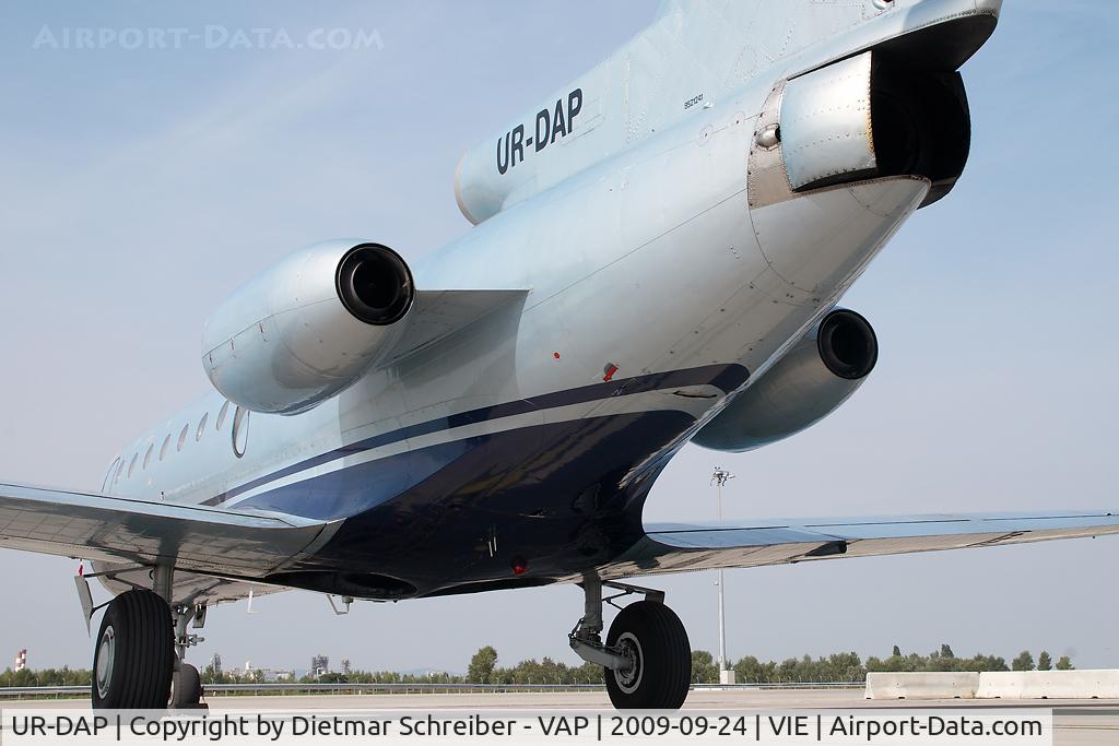 UR-DAP, 1975 Yakovlev Yak-40 C/N 9521241, Aerocharter Yakovlev 40
