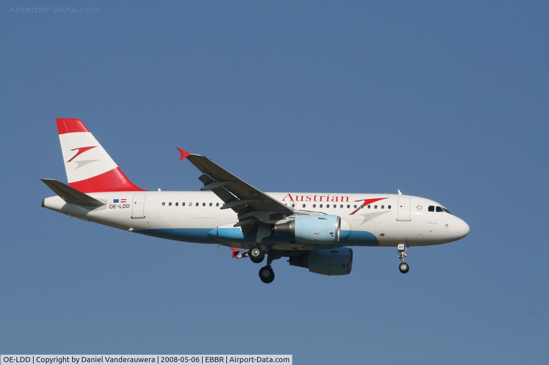 OE-LDD, 2005 Airbus A319-112 C/N 2416, arrival of flight OS351 to rwy 02