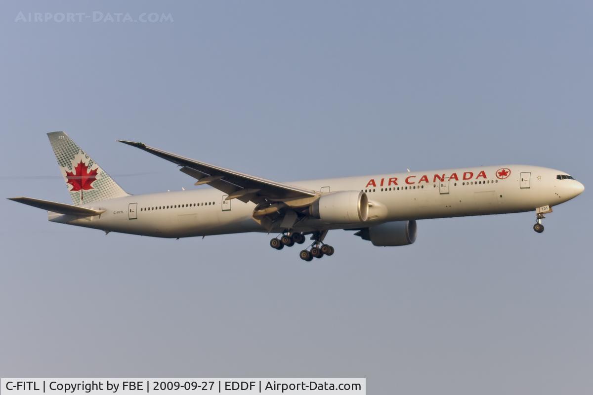 C-FITL, 2007 Boeing 777-333/ER C/N 35256, on final RW07L