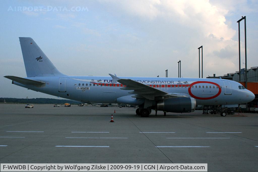 F-WWDB, 1997 Airbus A320-232 C/N 659, visitor