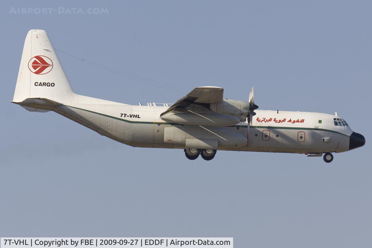 7T-VHL, 1981 Lockheed L-100-30 Hercules (L-382G) C/N 382-4886, short final RW07R