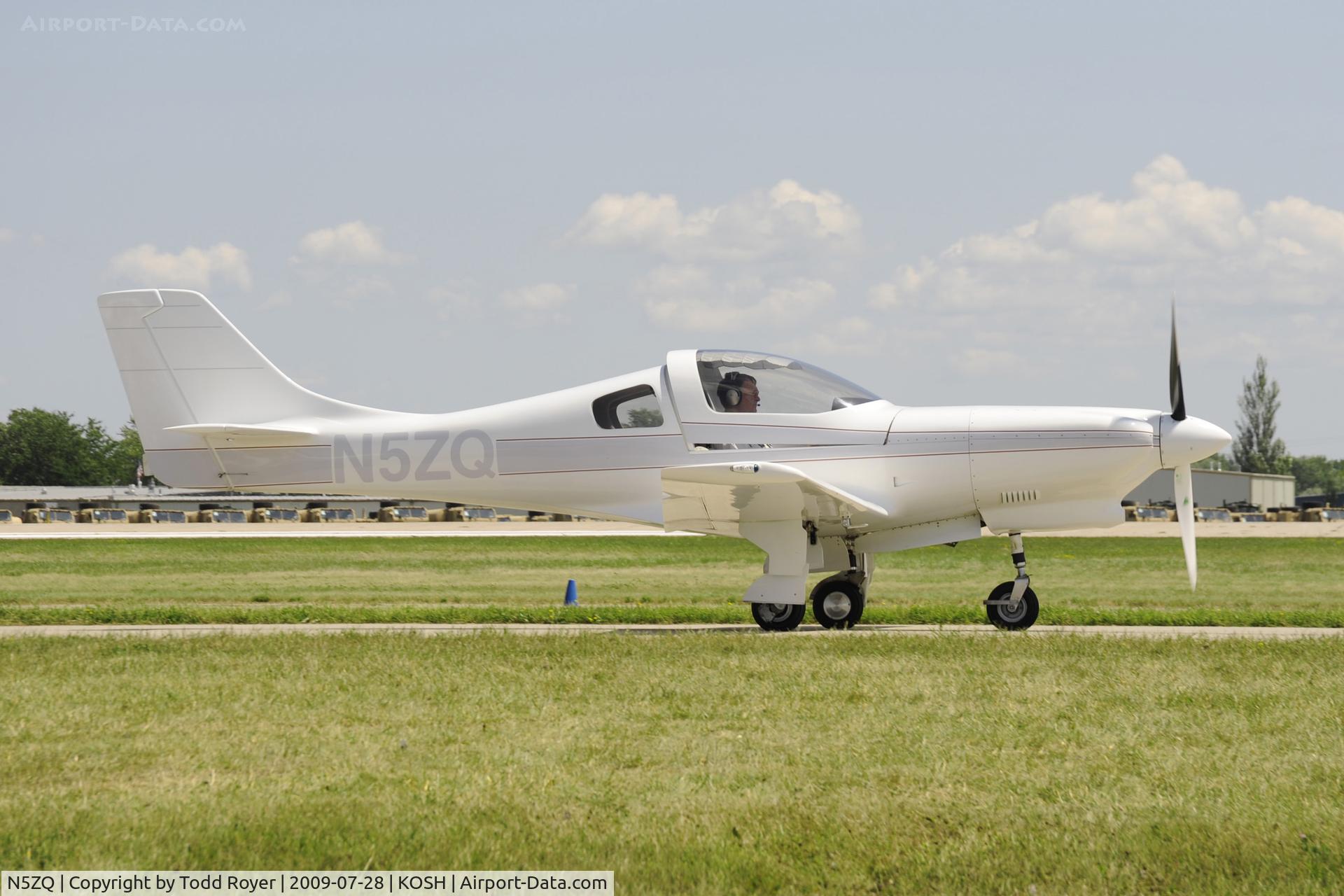 N5ZQ, 2001 Lancair 320 C/N 612-320-358FB, Taxi for departure