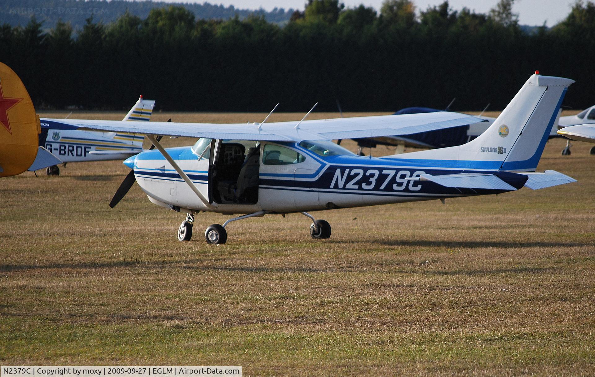 N2379C, 1978 Cessna R182 Skylane RG C/N R18200170, Cessna R182 at White Waltham