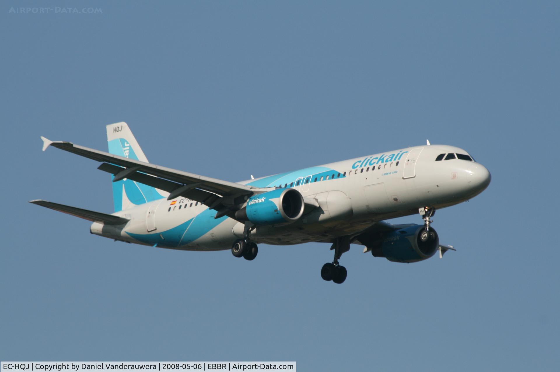 EC-HQJ, 2001 Airbus A320-214 C/N 1430, arrival of flight XG1241 to rwy 02