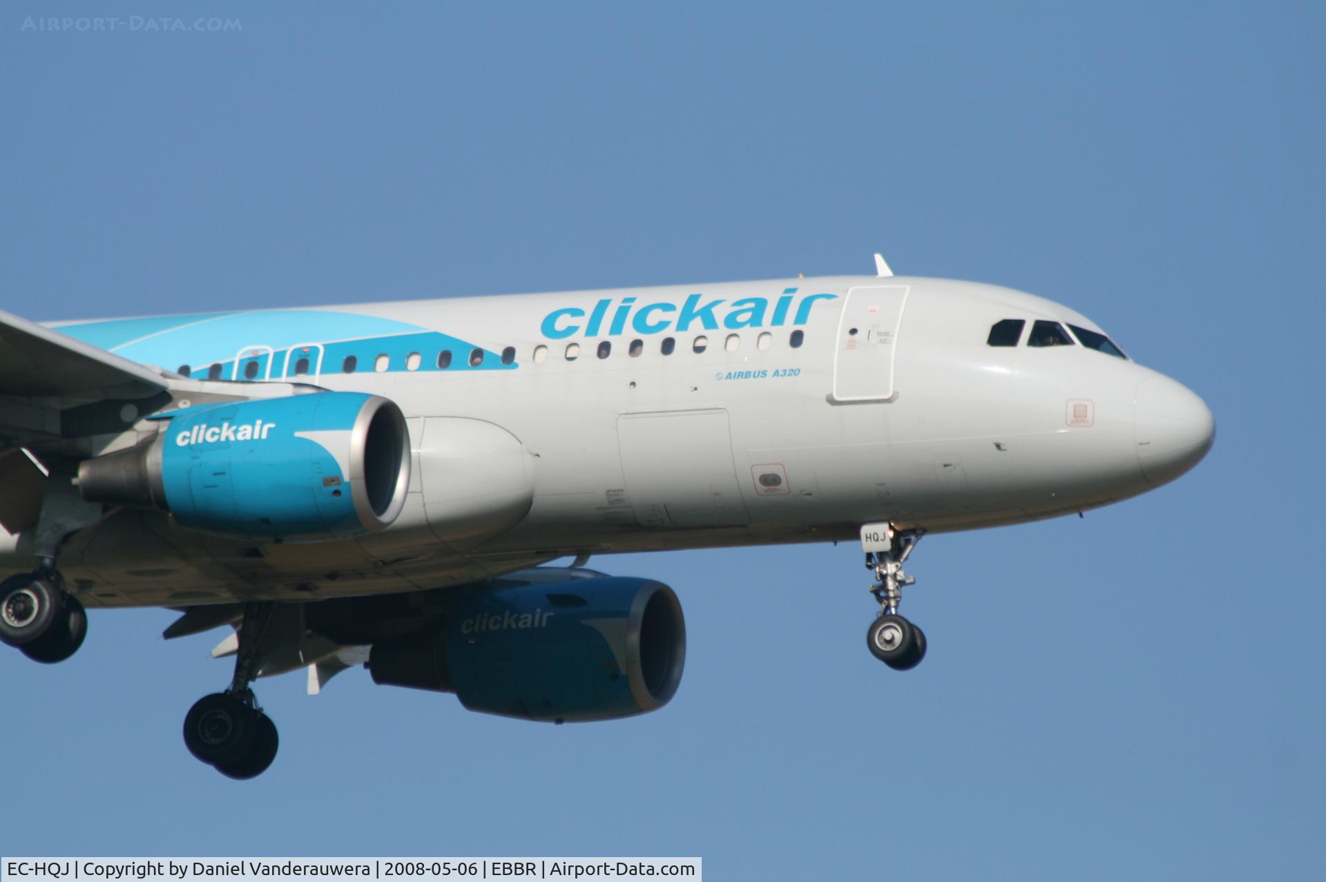 EC-HQJ, 2001 Airbus A320-214 C/N 1430, flight XG1241 is descending to rwy 02
