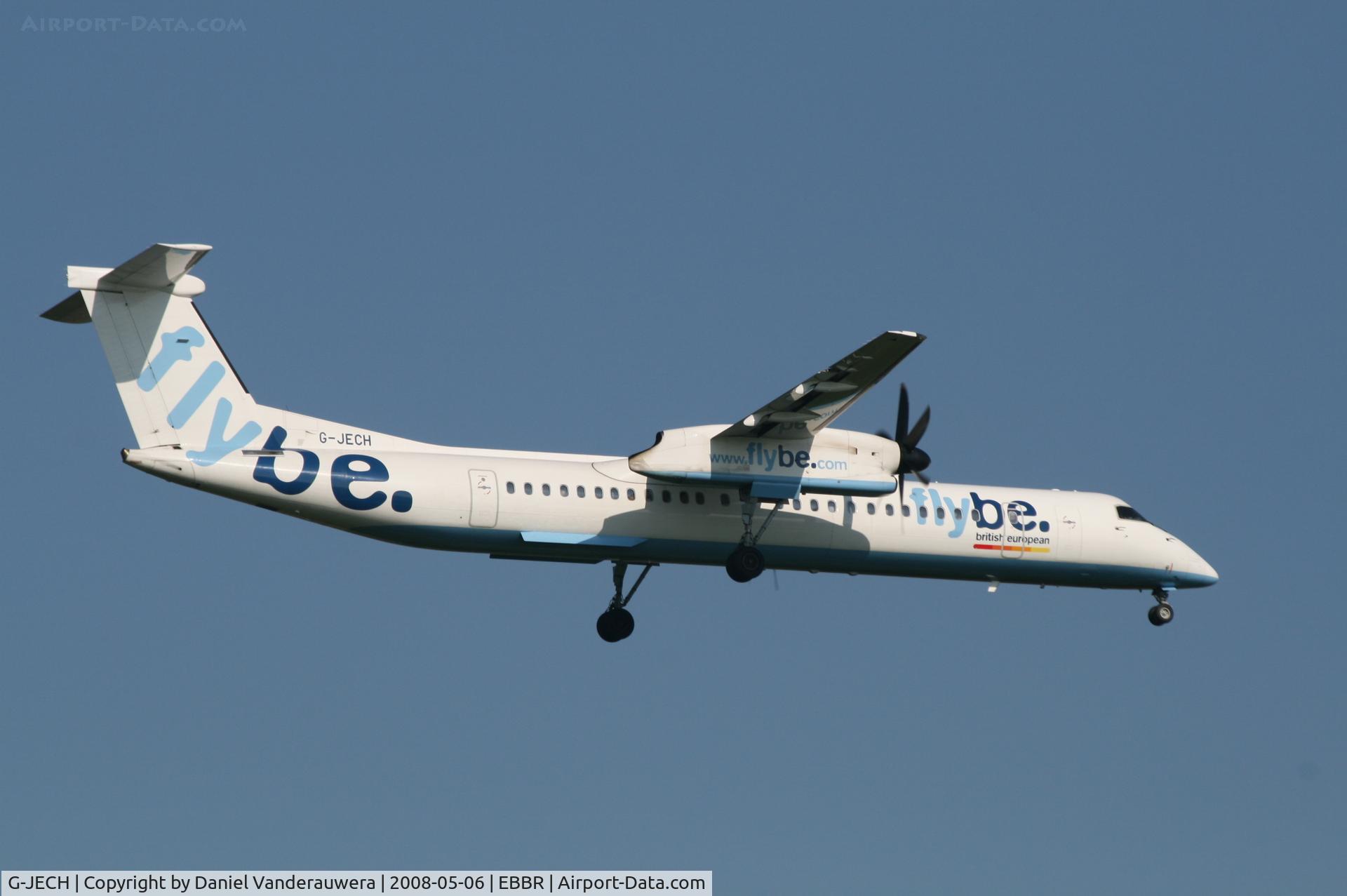 G-JECH, 2005 De Havilland Canada DHC-8-402Q Dash 8 C/N 4103, flight BE7181 is descending to rwy 02