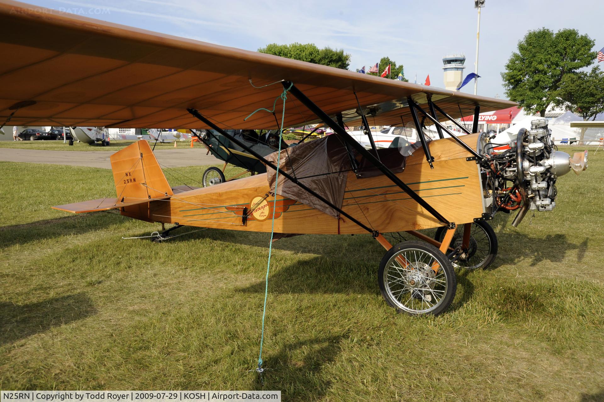 N25RN, 2007 Pietenpol Air Camper C/N RMN 02, Oshkosh EAA Fly-in 2009