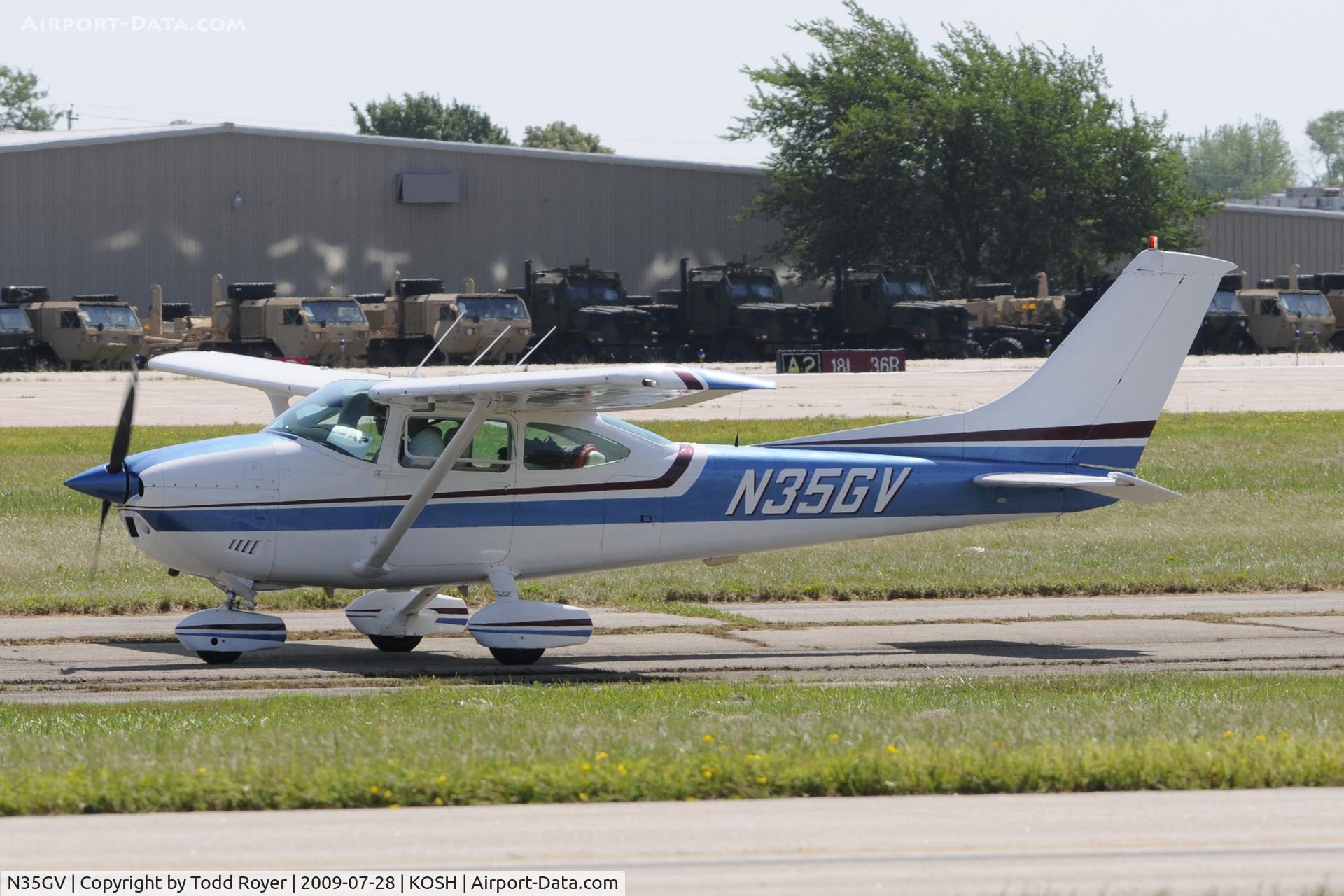 N35GV, 1976 Cessna 182P Skylane C/N 18264828, T
