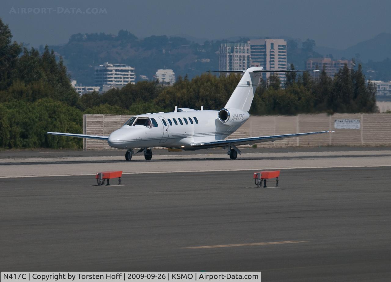 N417C, 2005 Cessna 525B CitationJet CJ3 C/N 525B0006, N417C departing from RWY 21
