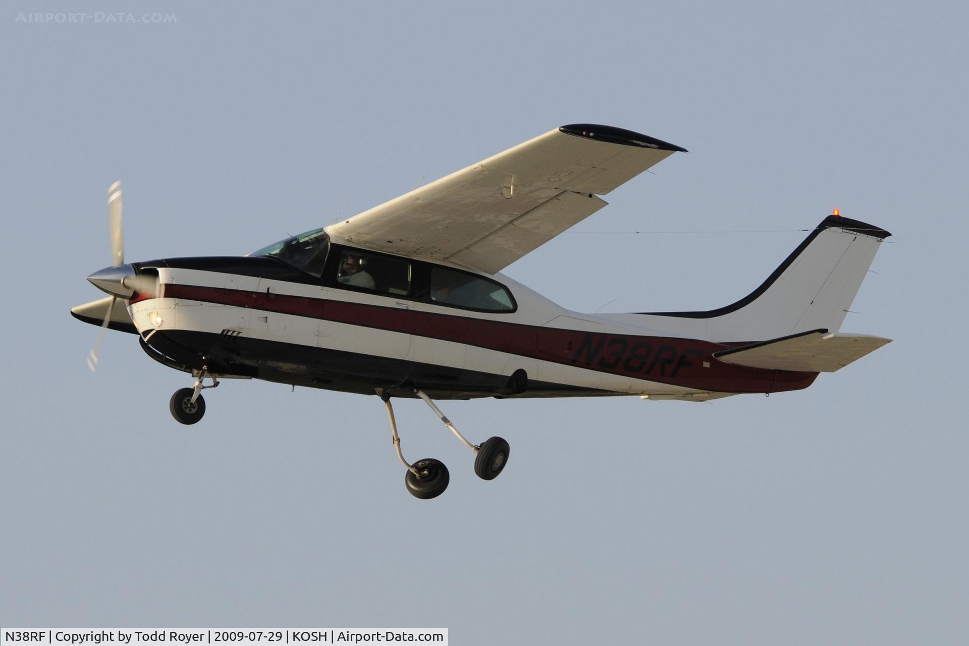 N38RF, 1973 Cessna 210L Centurion C/N 21059944, Departing OSH on 27