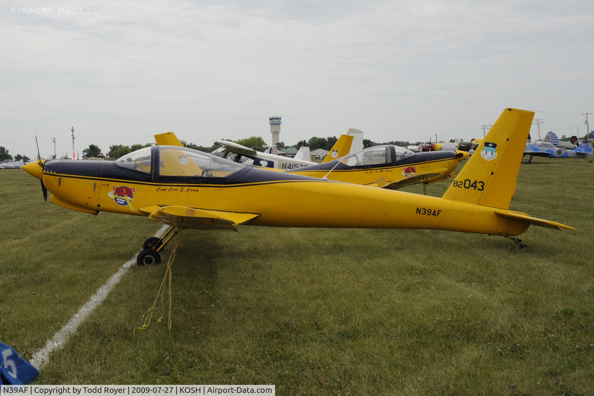 N39AF, 1983 Schweizer SGM 2-37 C/N 9, Oshkosh EAA Fly-in 2009
