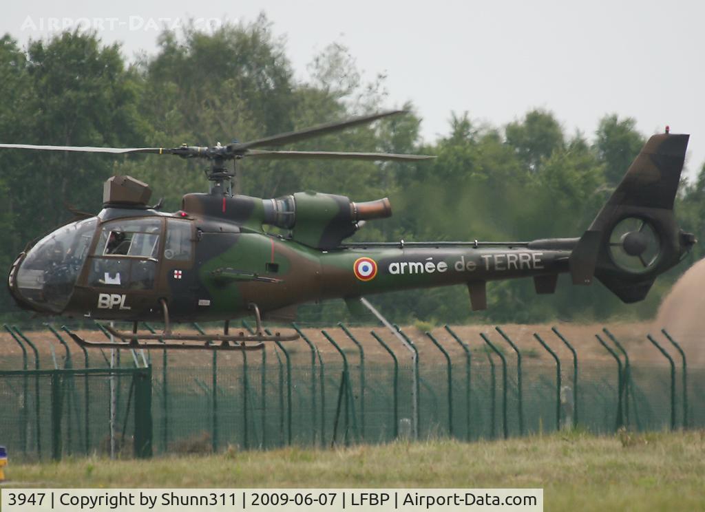 3947, Aérospatiale SA-342M Gazelle C/N 1947, Used as demo during PUF Airshow 2009